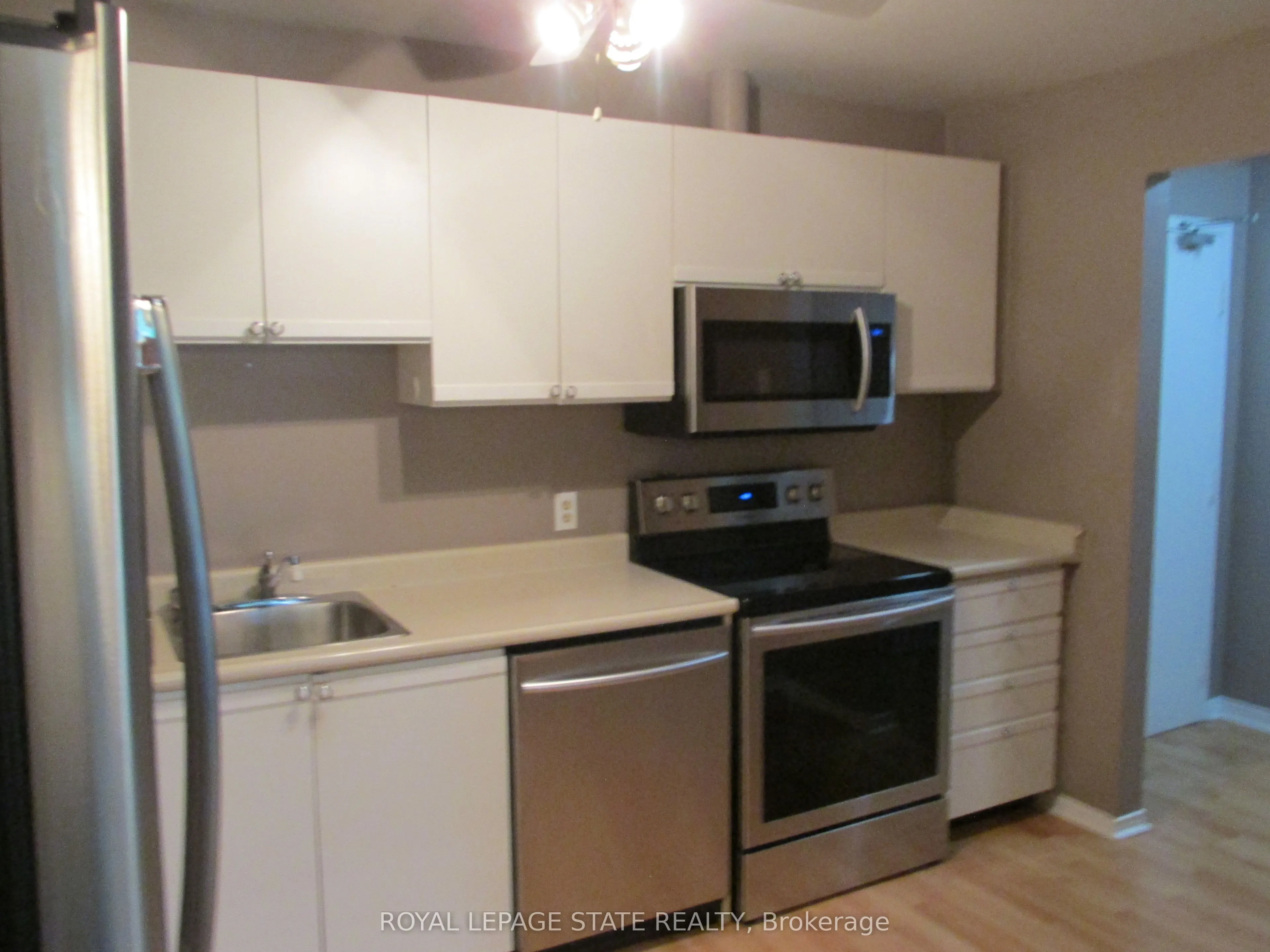 5 Niagara Street #203