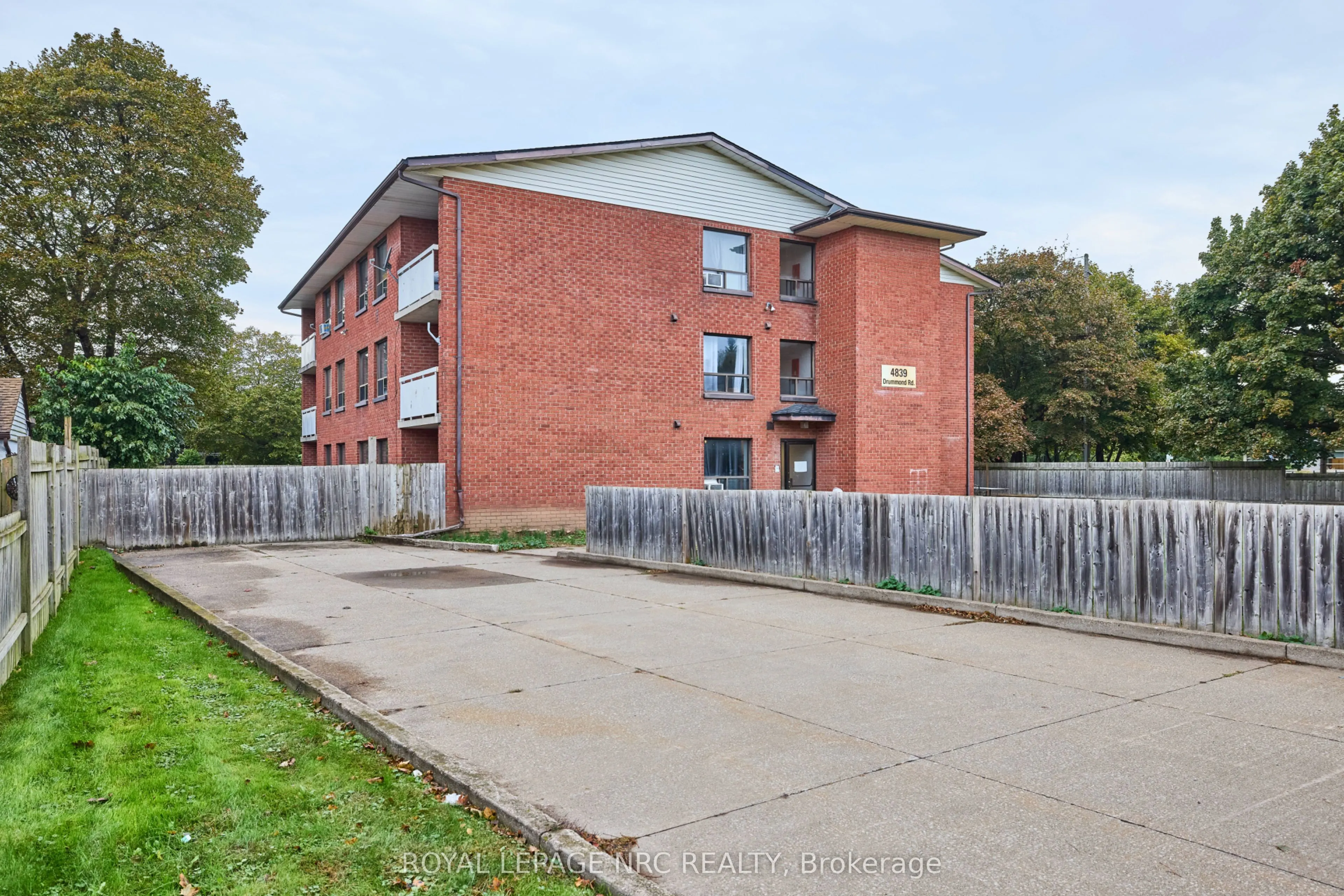 4839 Drummond Road #11