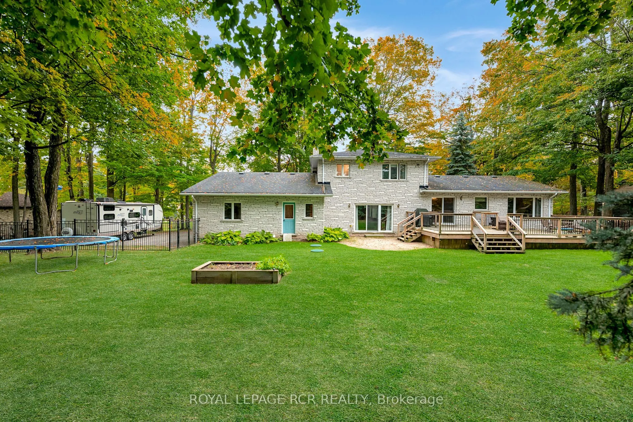 113 Birch Grove