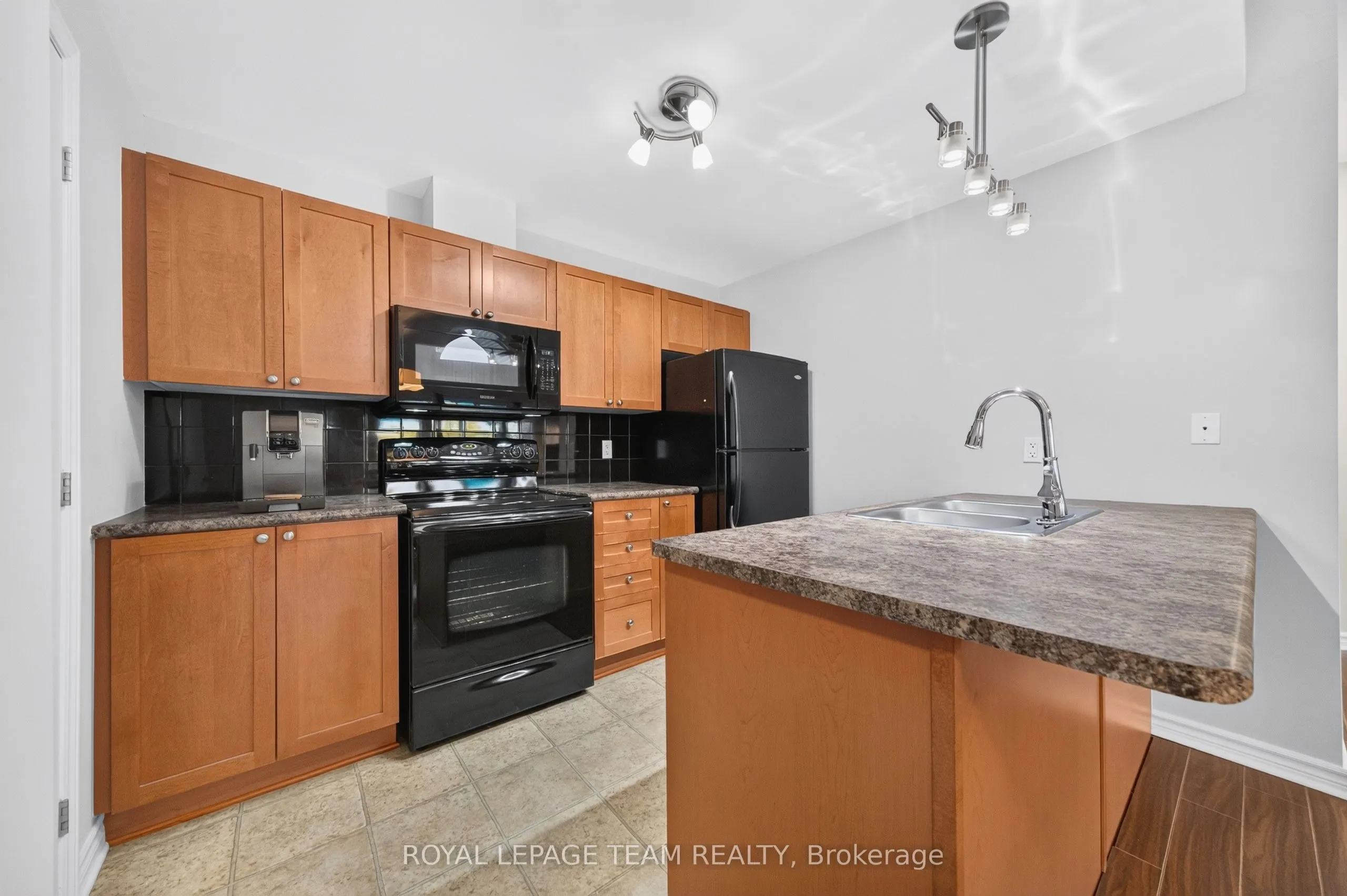 173-C Crestway Drive #C