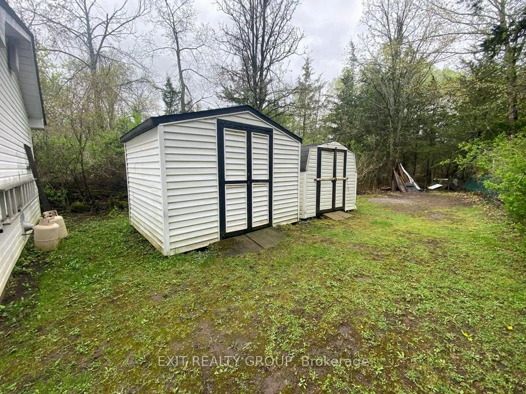 87 Bernard Long Road