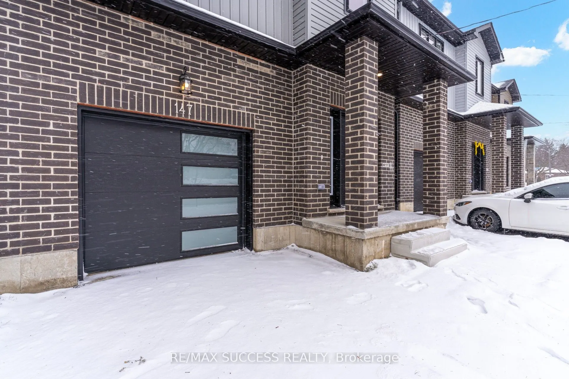 147 Siebert Avenue