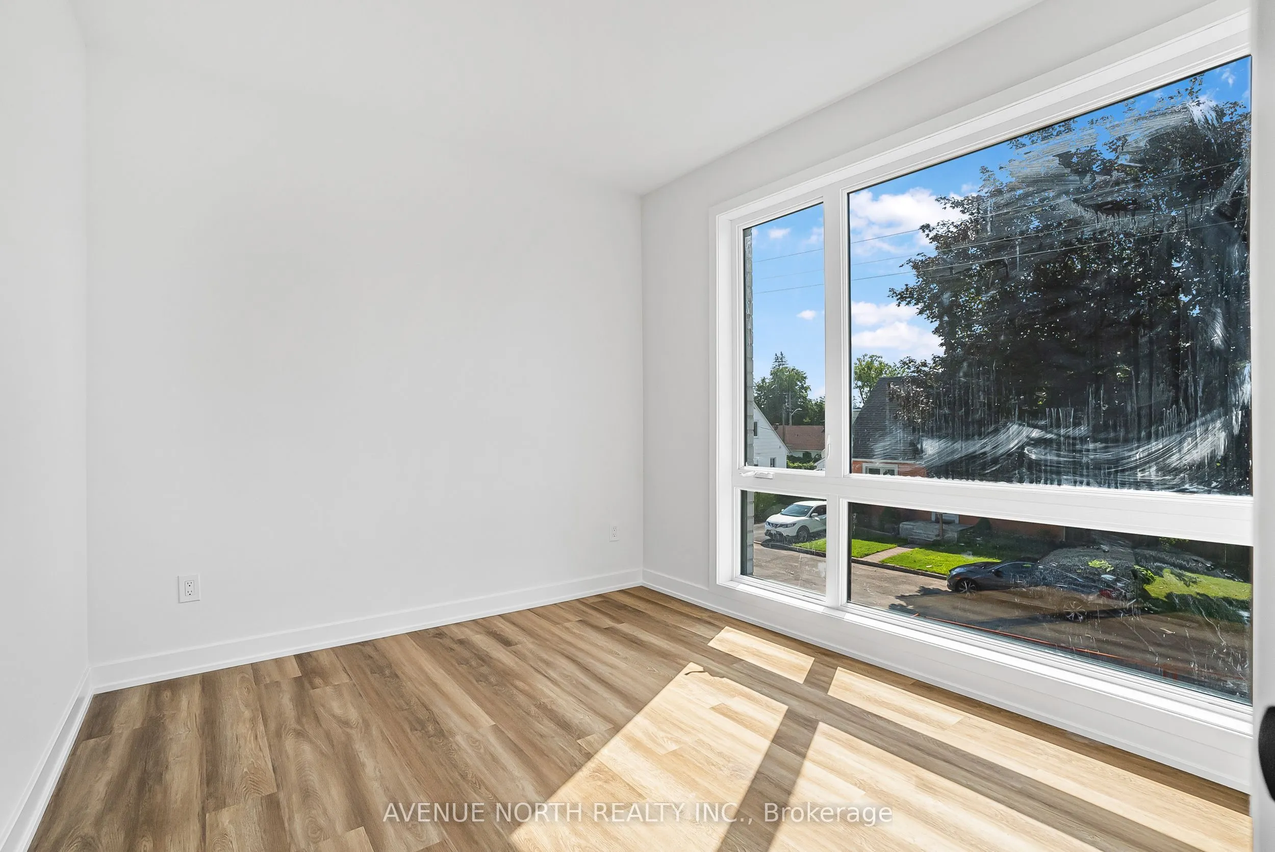 391 Dieppe Street #03