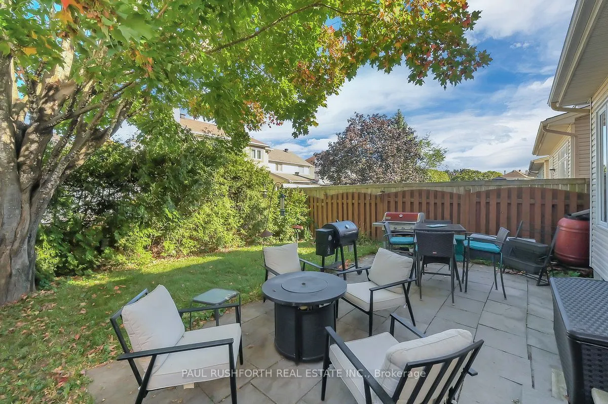 11 Avonhurst Avenue