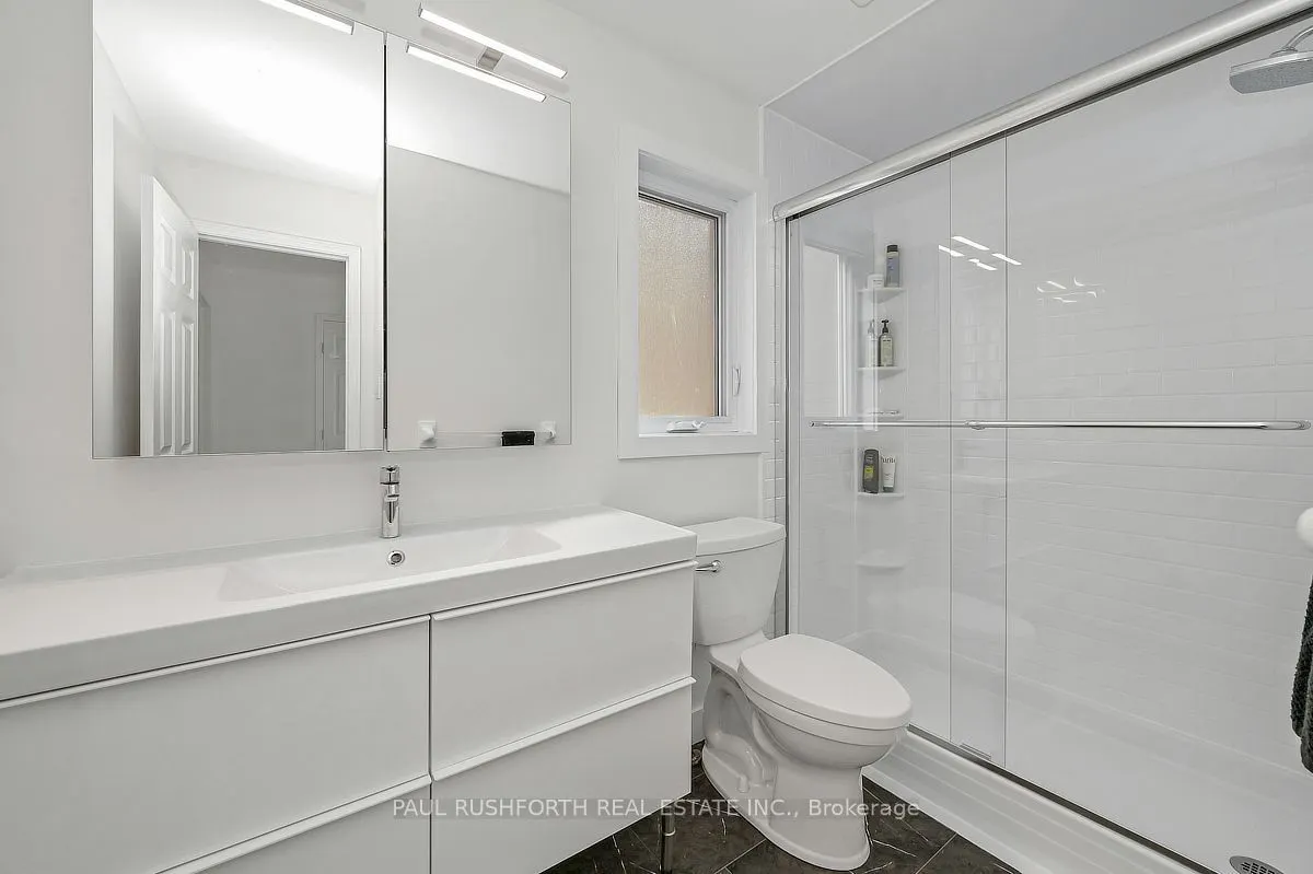 11 Avonhurst Avenue