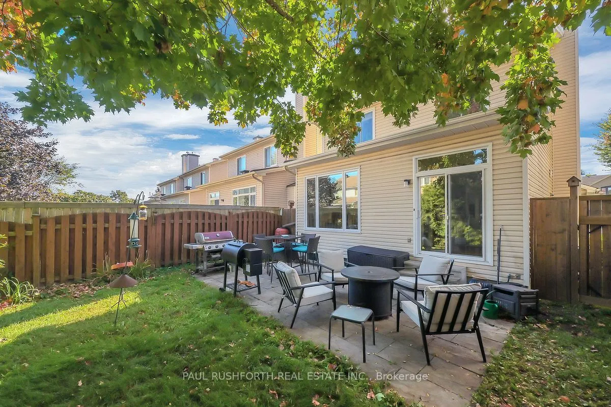 11 Avonhurst Avenue