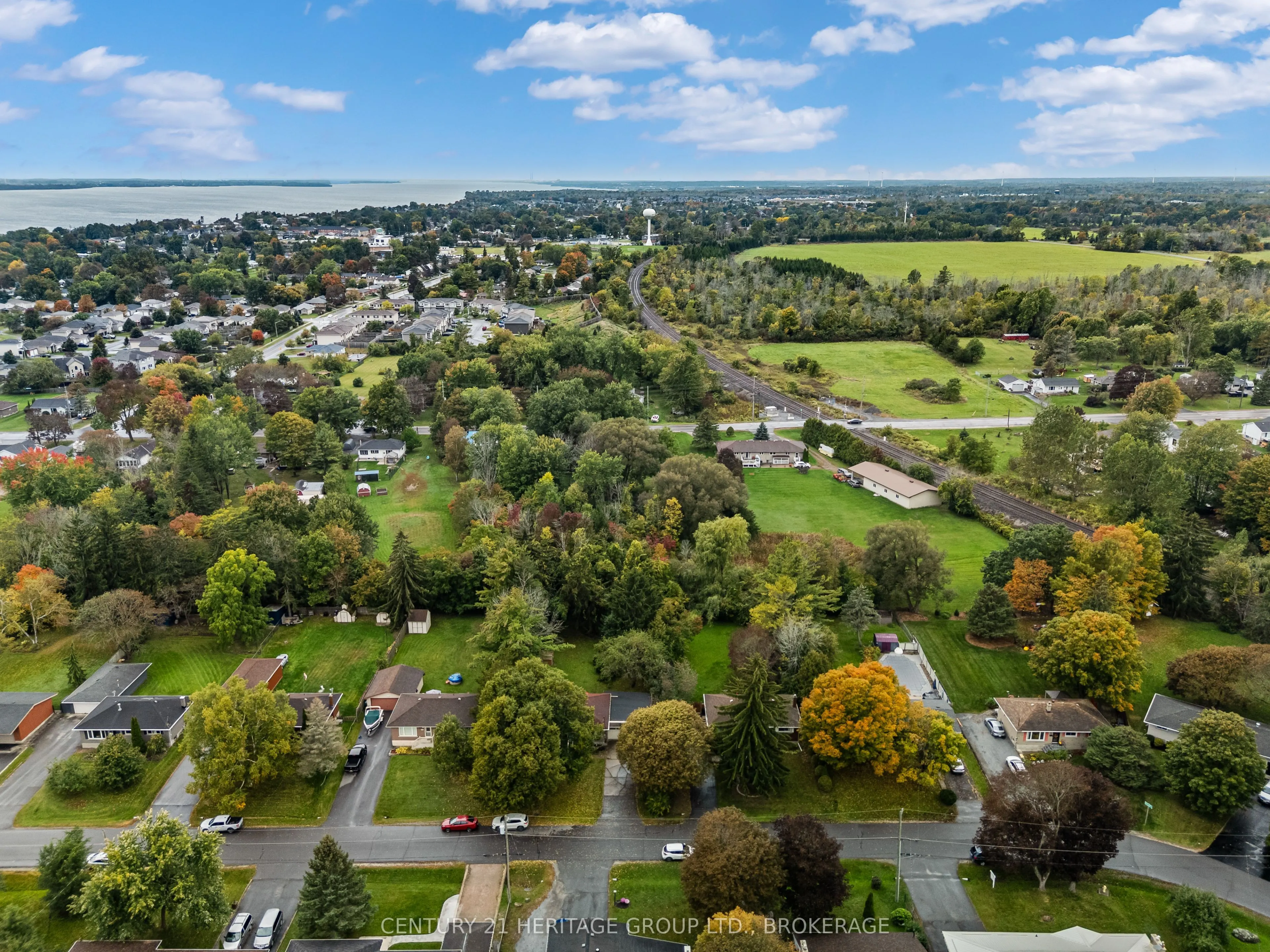 413 Maple Ridge Drive