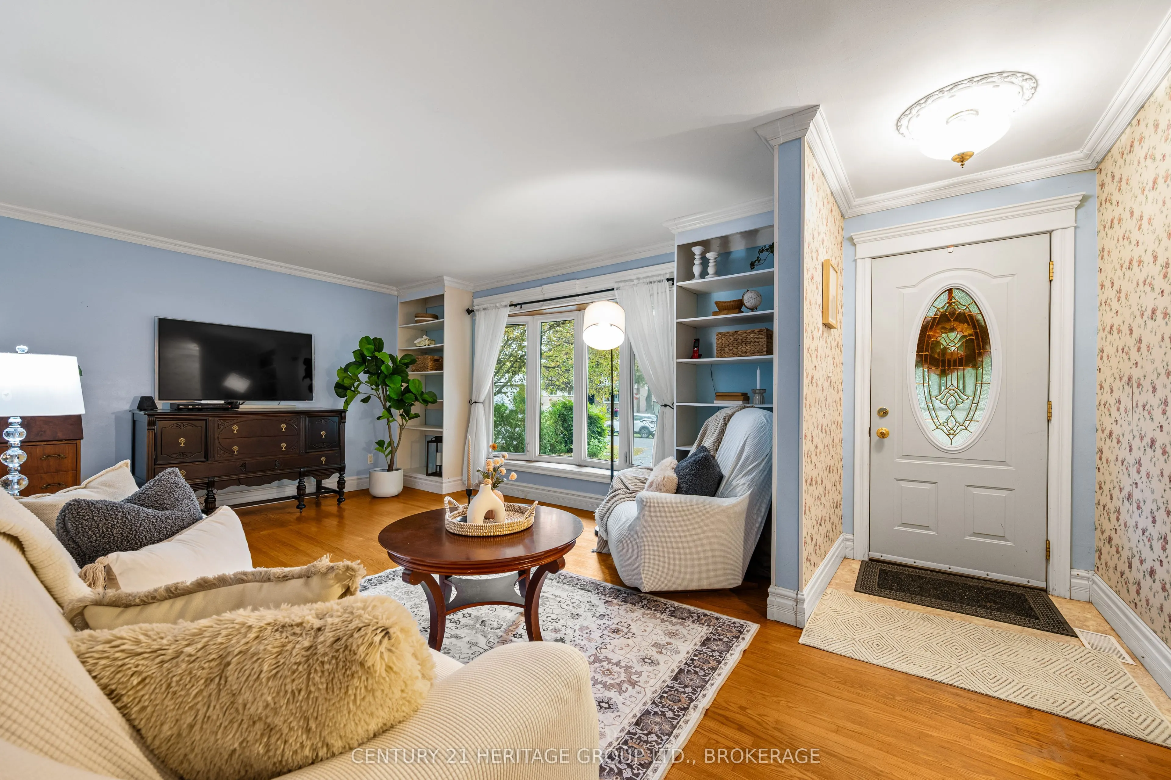 413 Maple Ridge Drive
