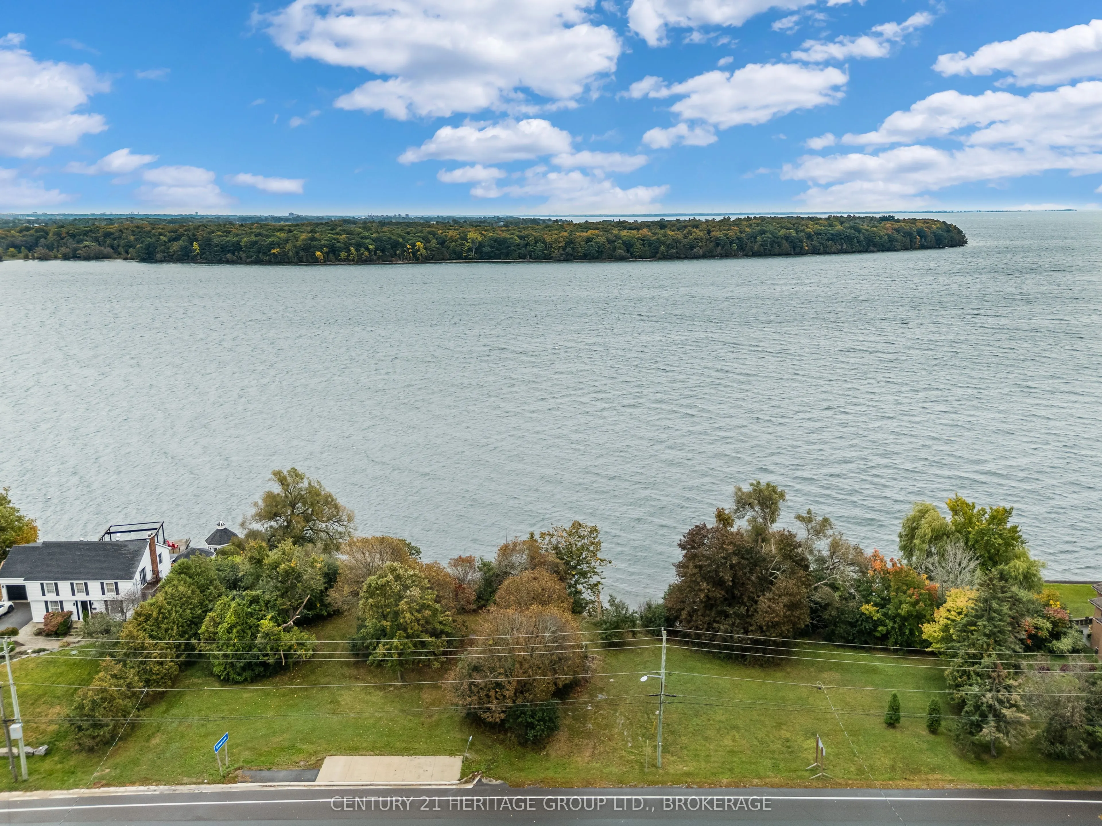 413 Maple Ridge Drive
