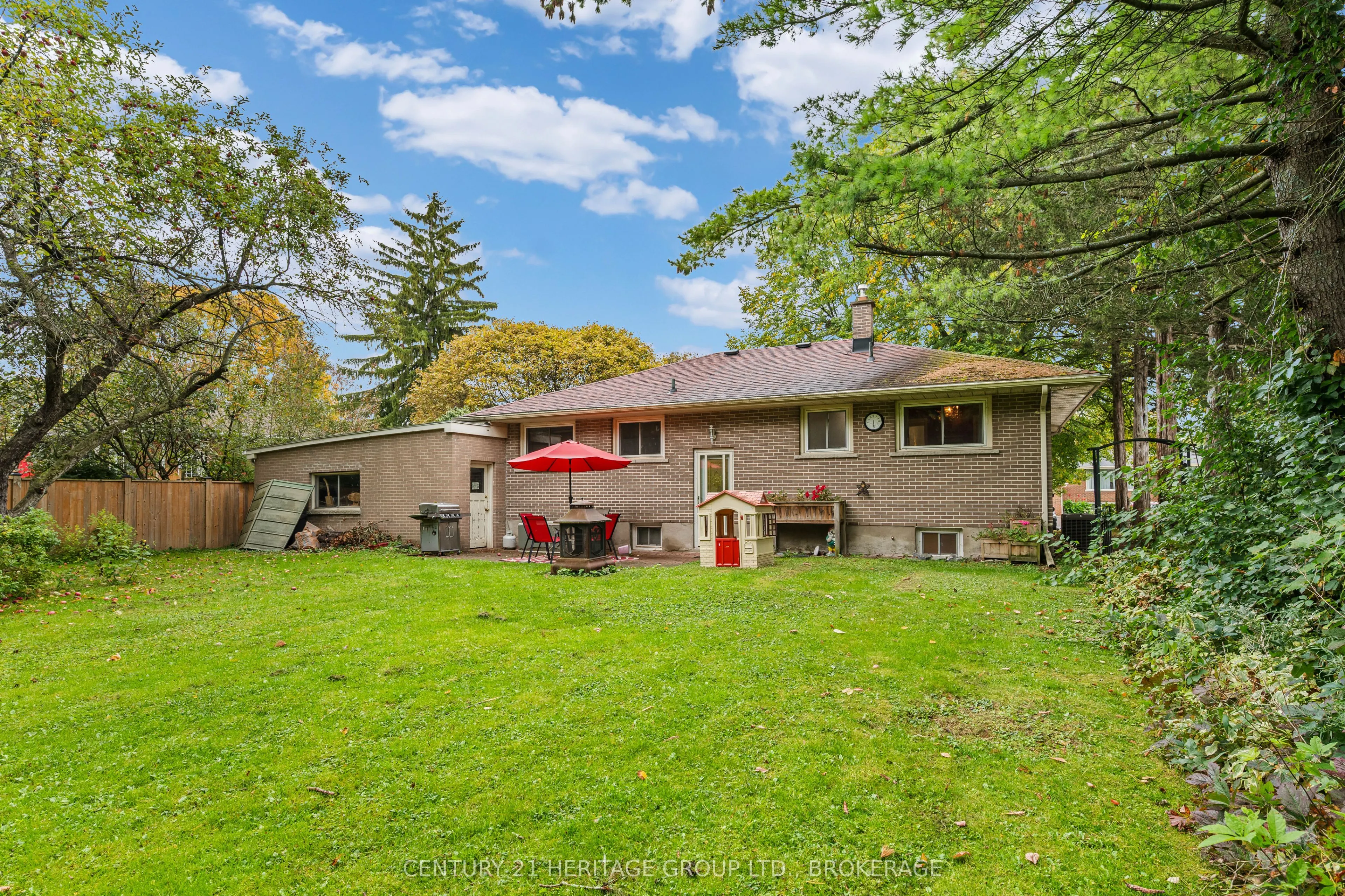 413 Maple Ridge Drive