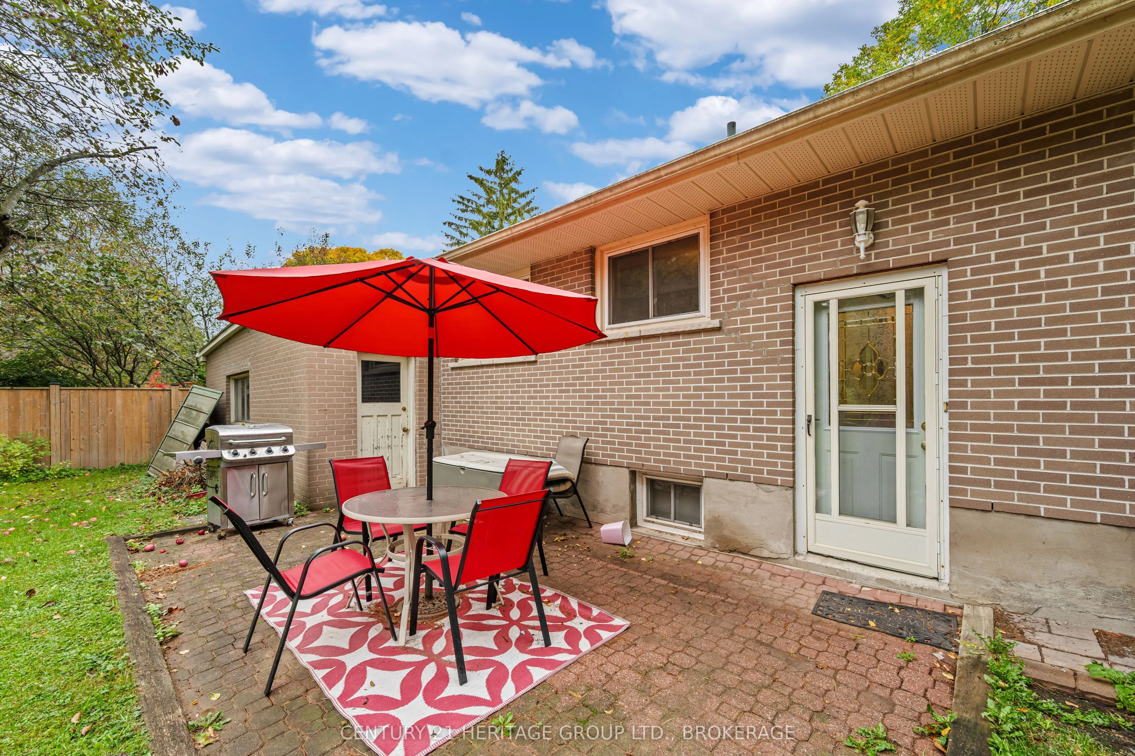 413 Maple Ridge Drive