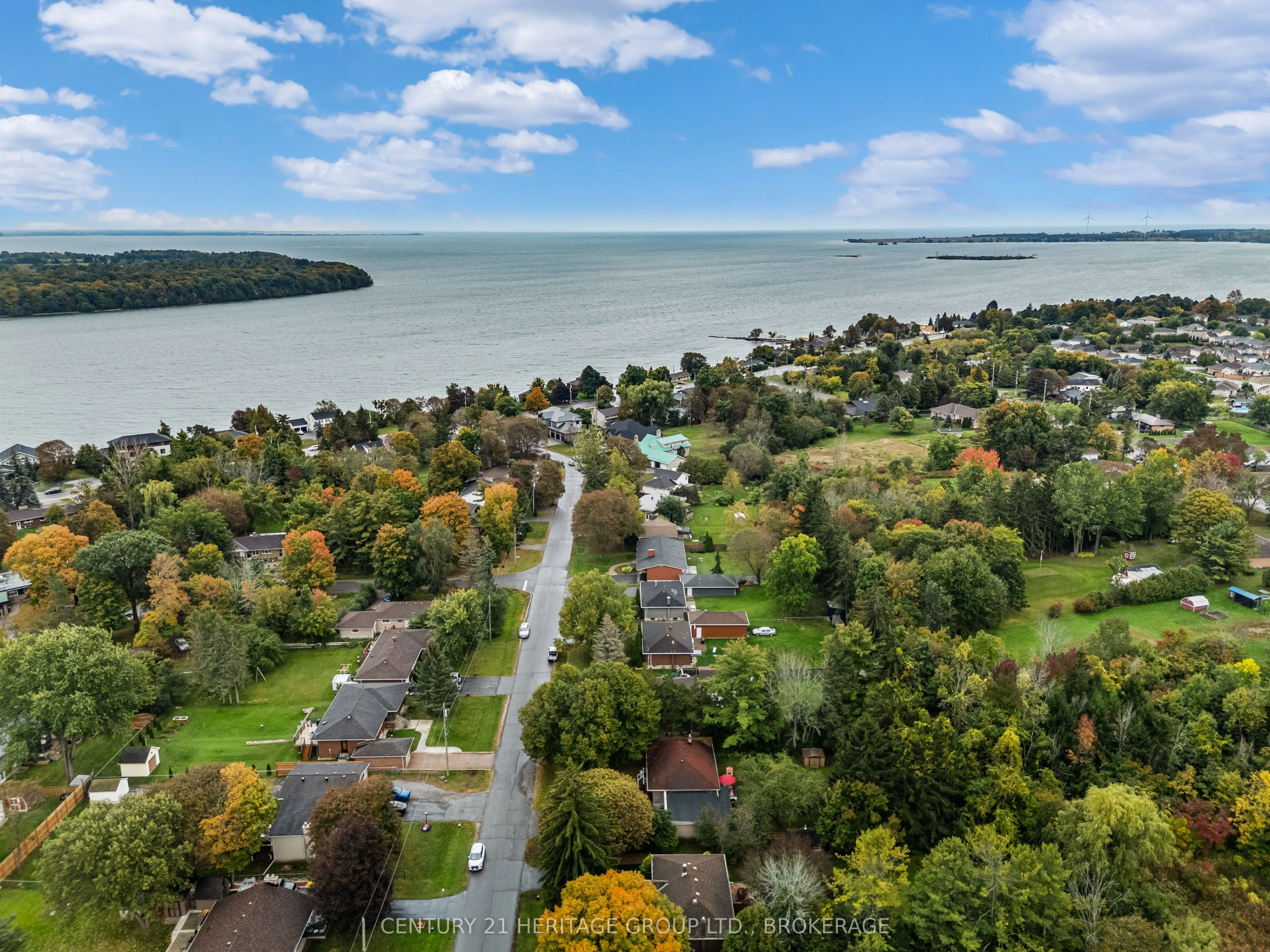 413 Maple Ridge Drive