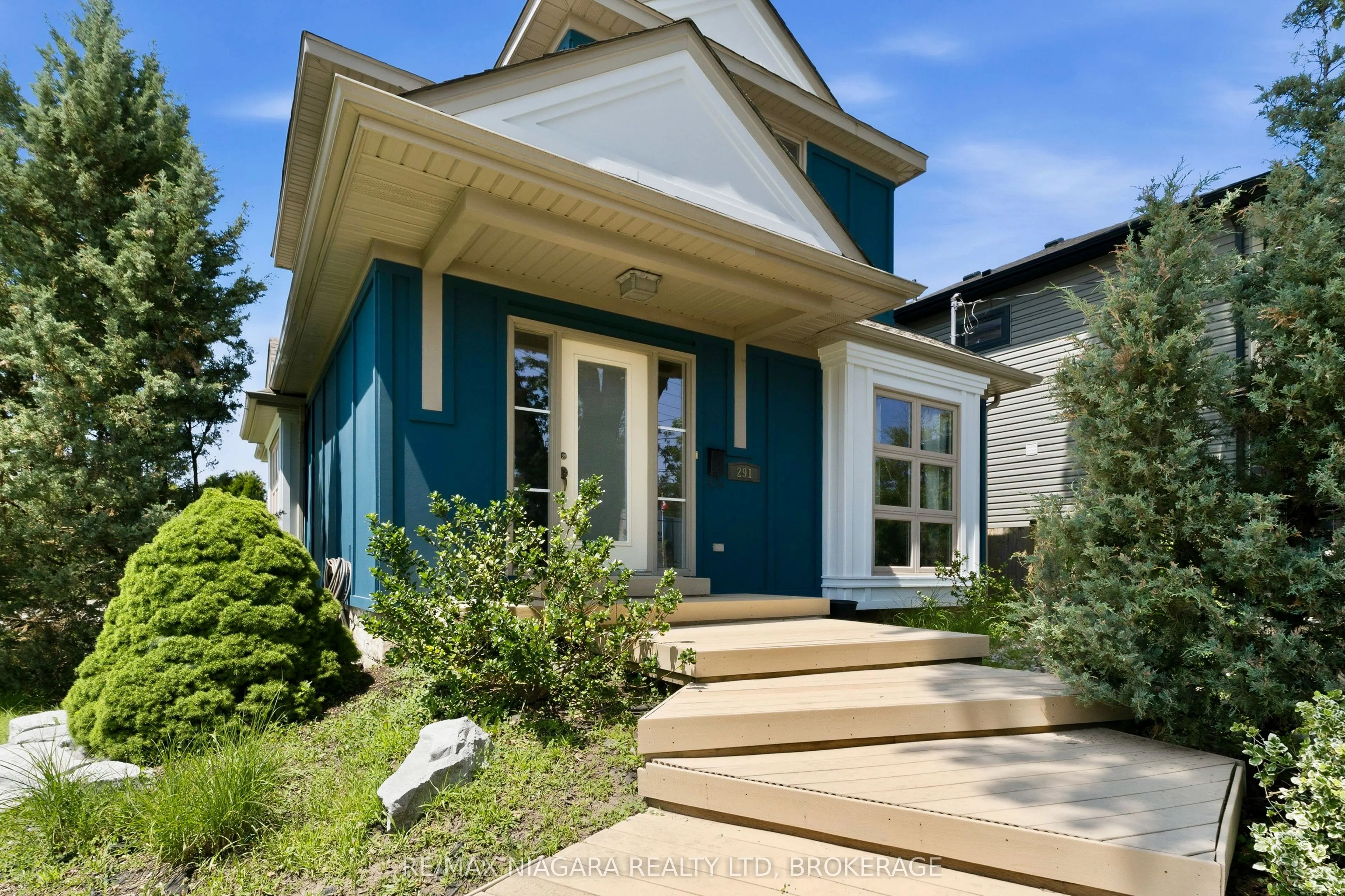 291 Vine Street