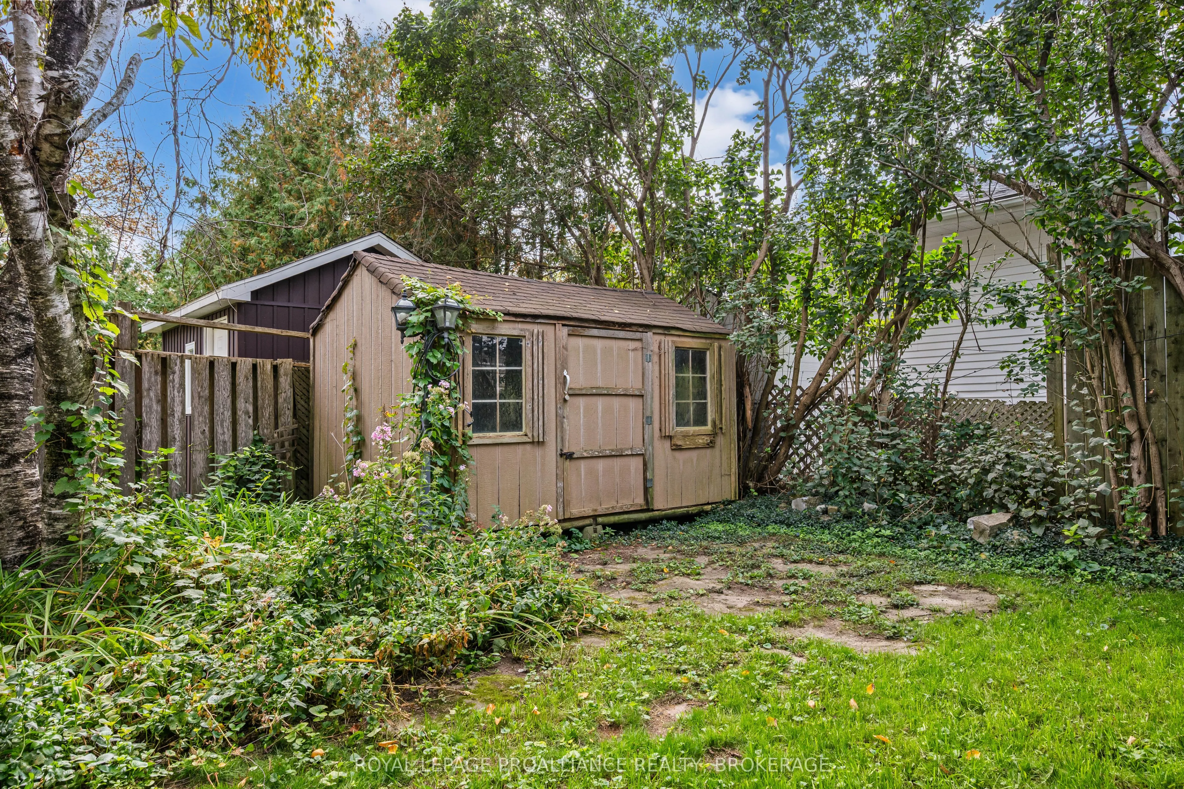 42 Wycliffe Crescent