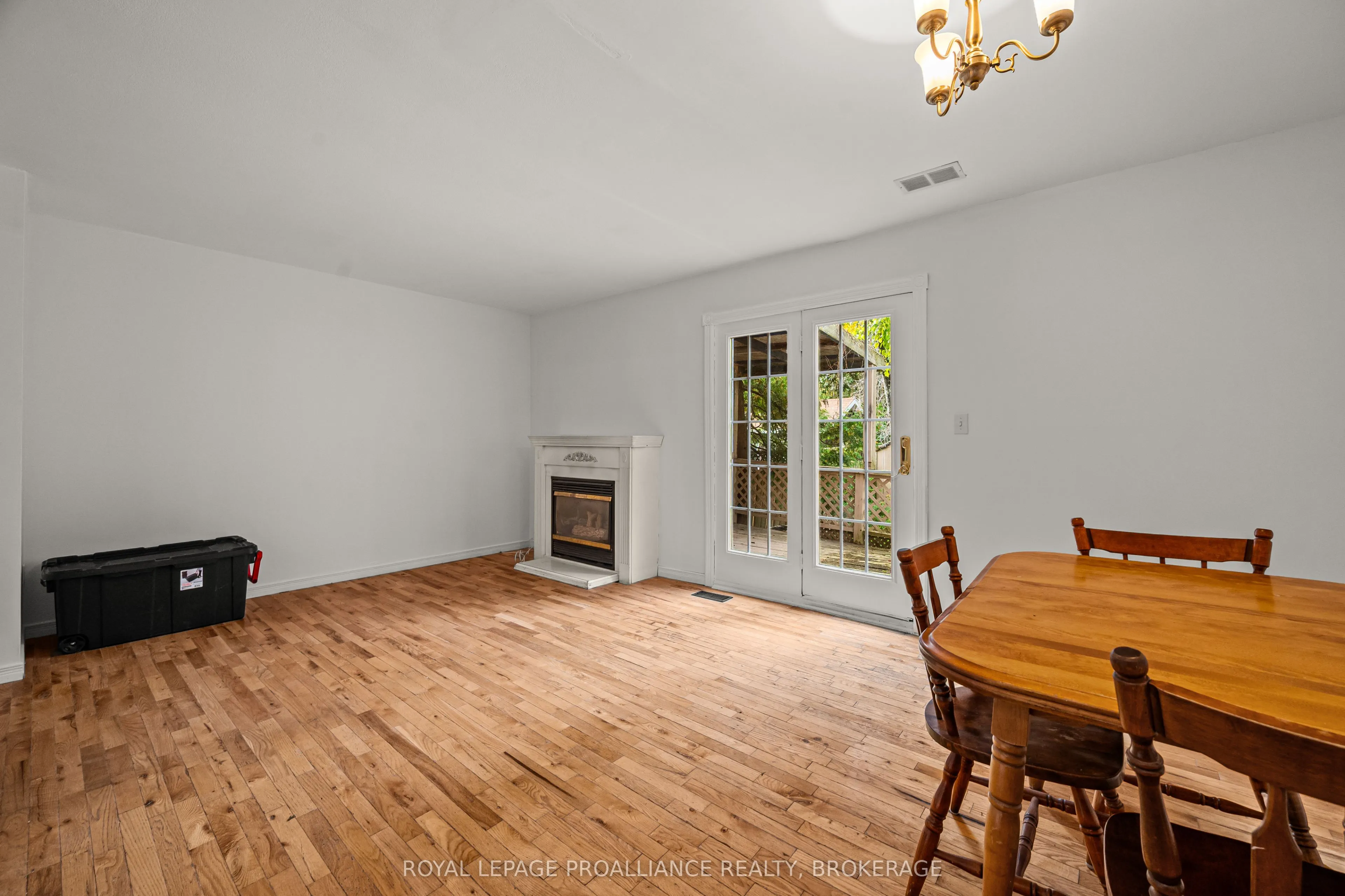 42 Wycliffe Crescent