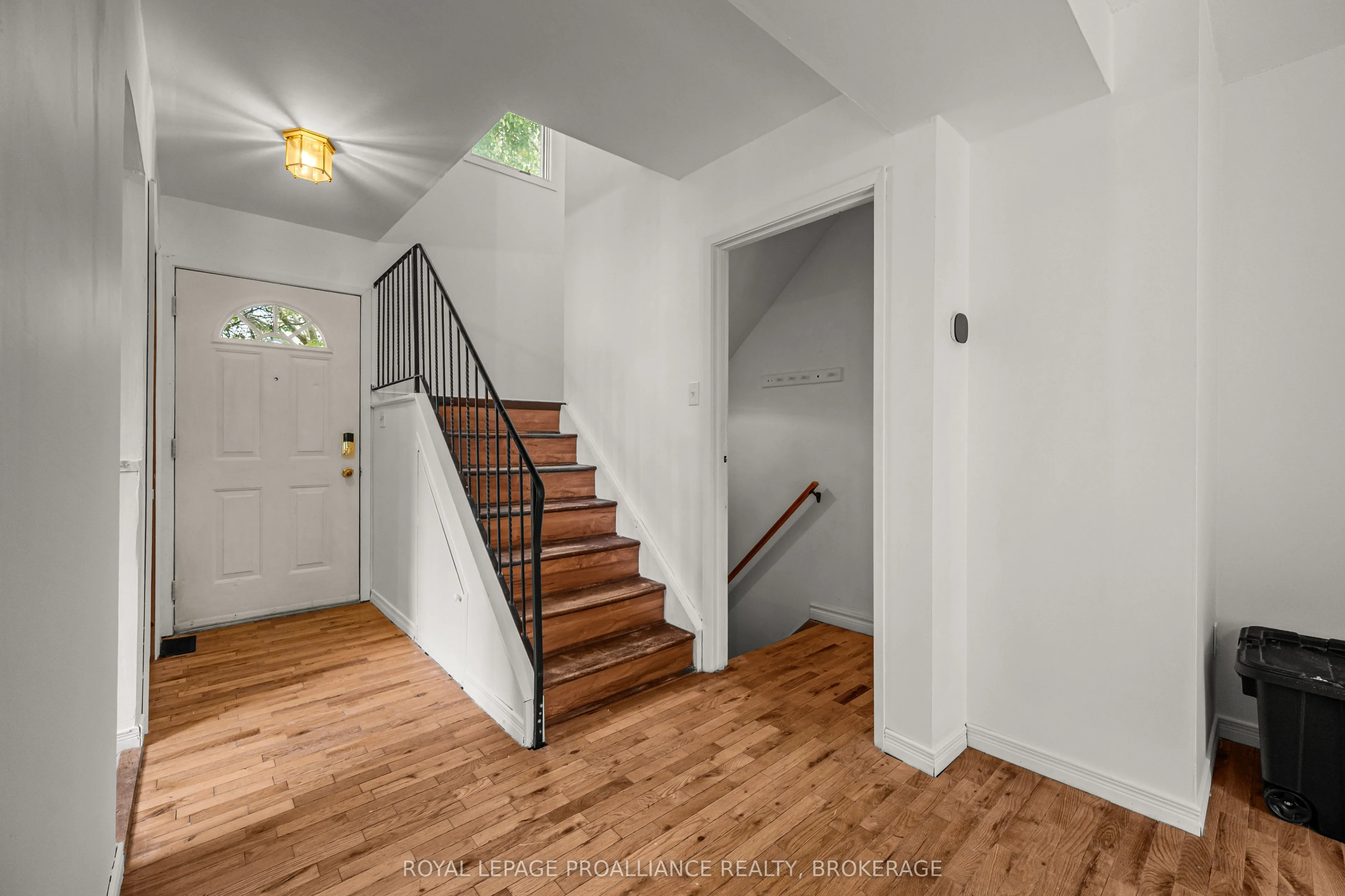 42 Wycliffe Crescent