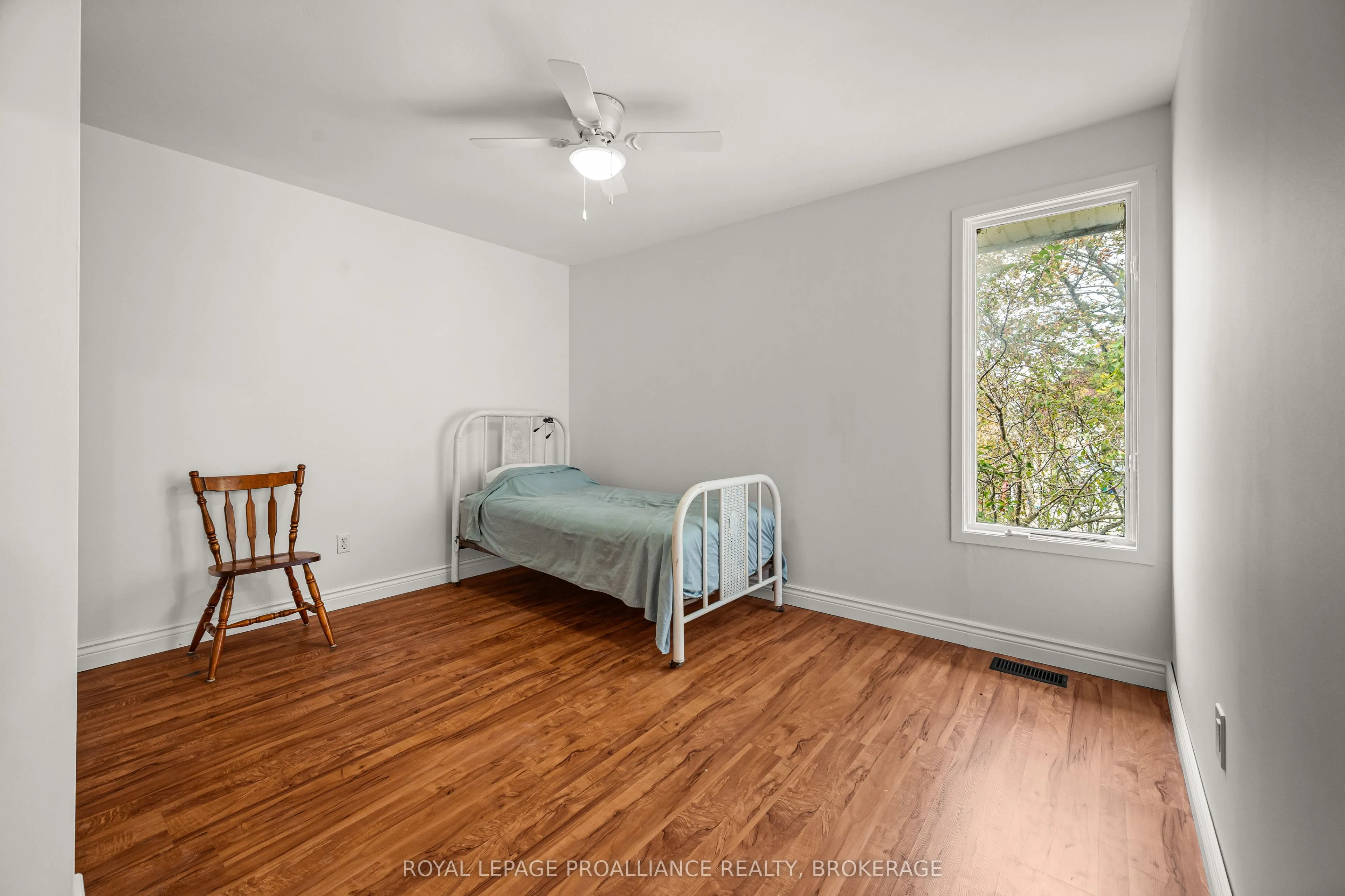 42 Wycliffe Crescent