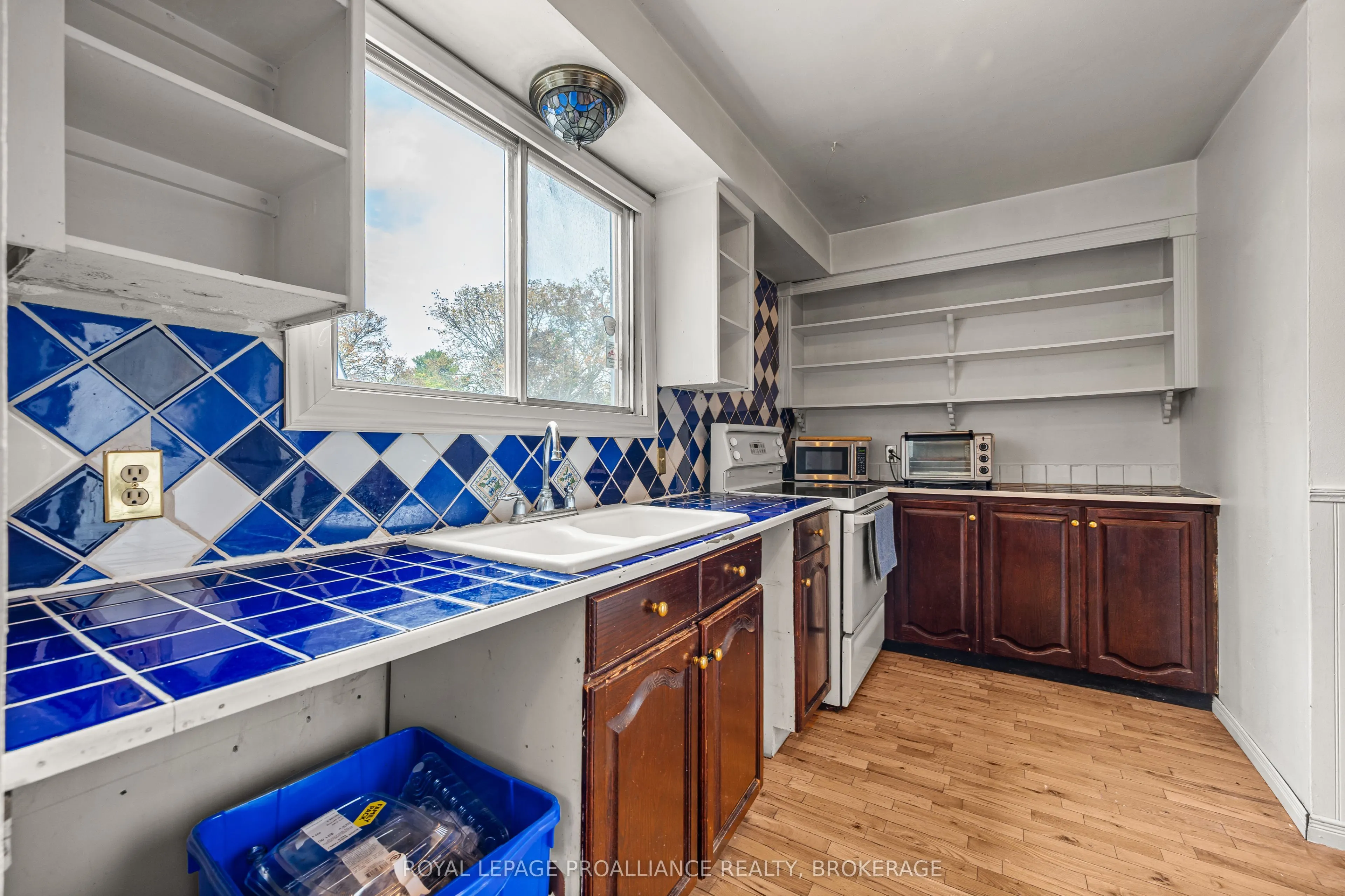 42 Wycliffe Crescent