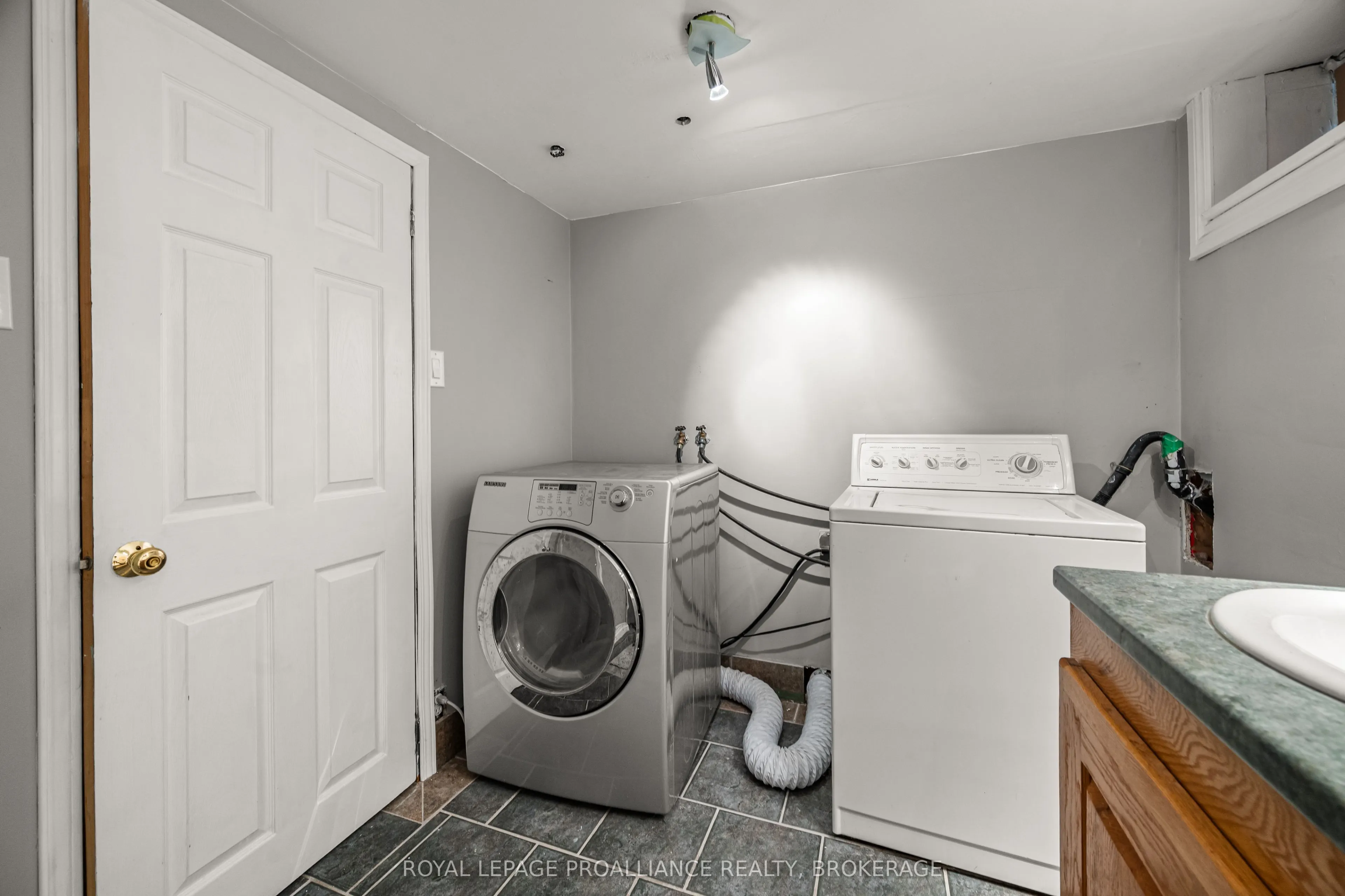 42 Wycliffe Crescent