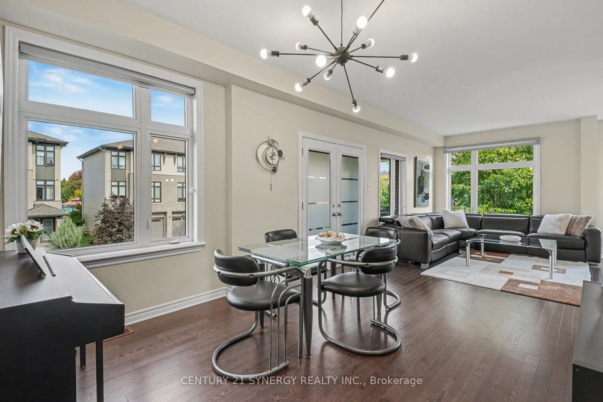 50 Spicebush Place