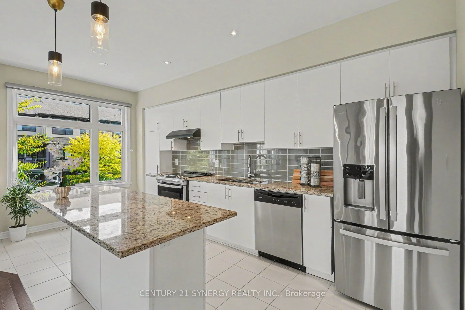 50 Spicebush Place