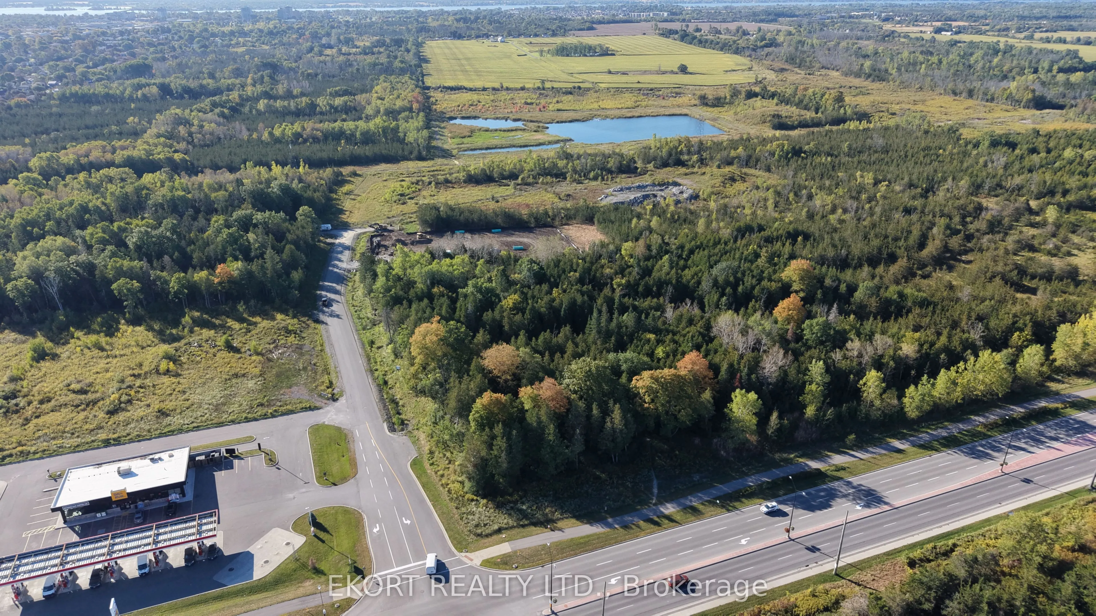 Lot B & C Jenland Way S