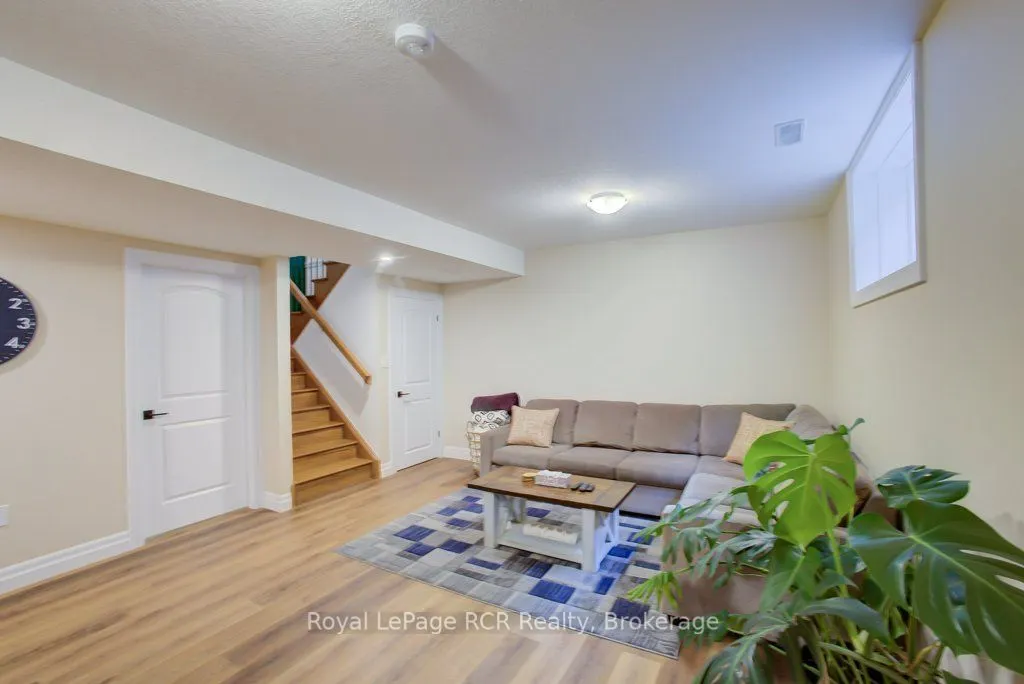 137 Walsh Street