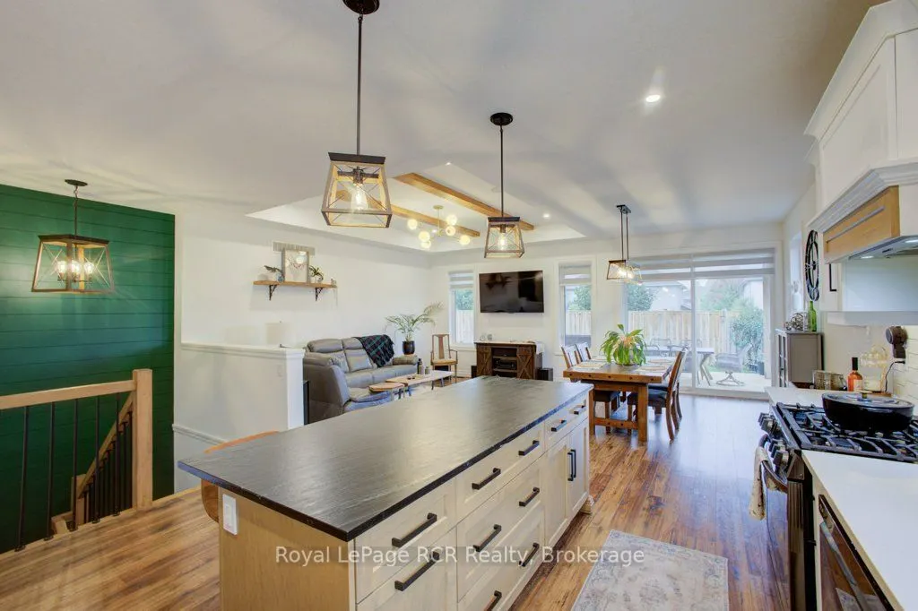 137 Walsh Street