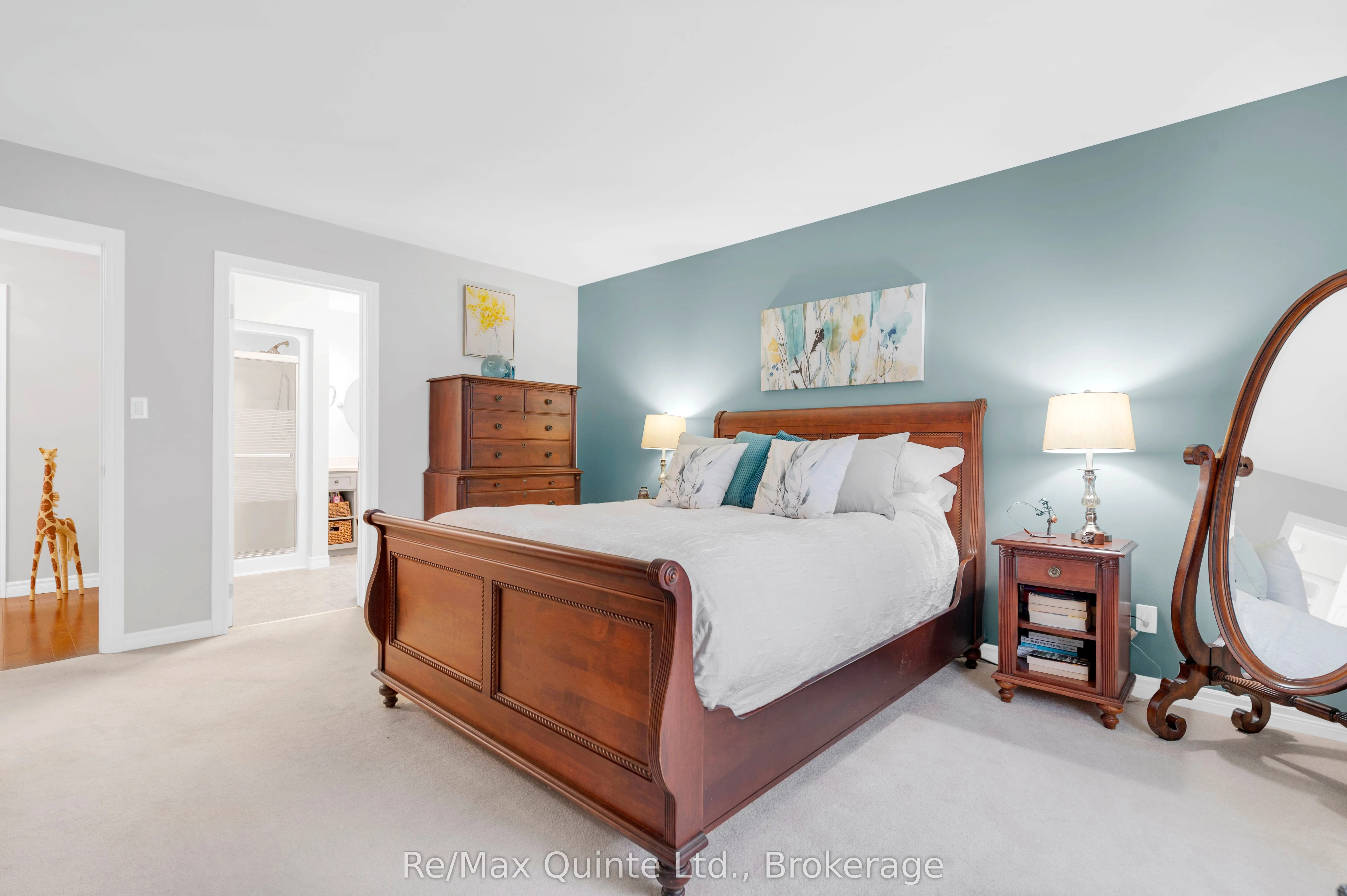 5 Hickory Court