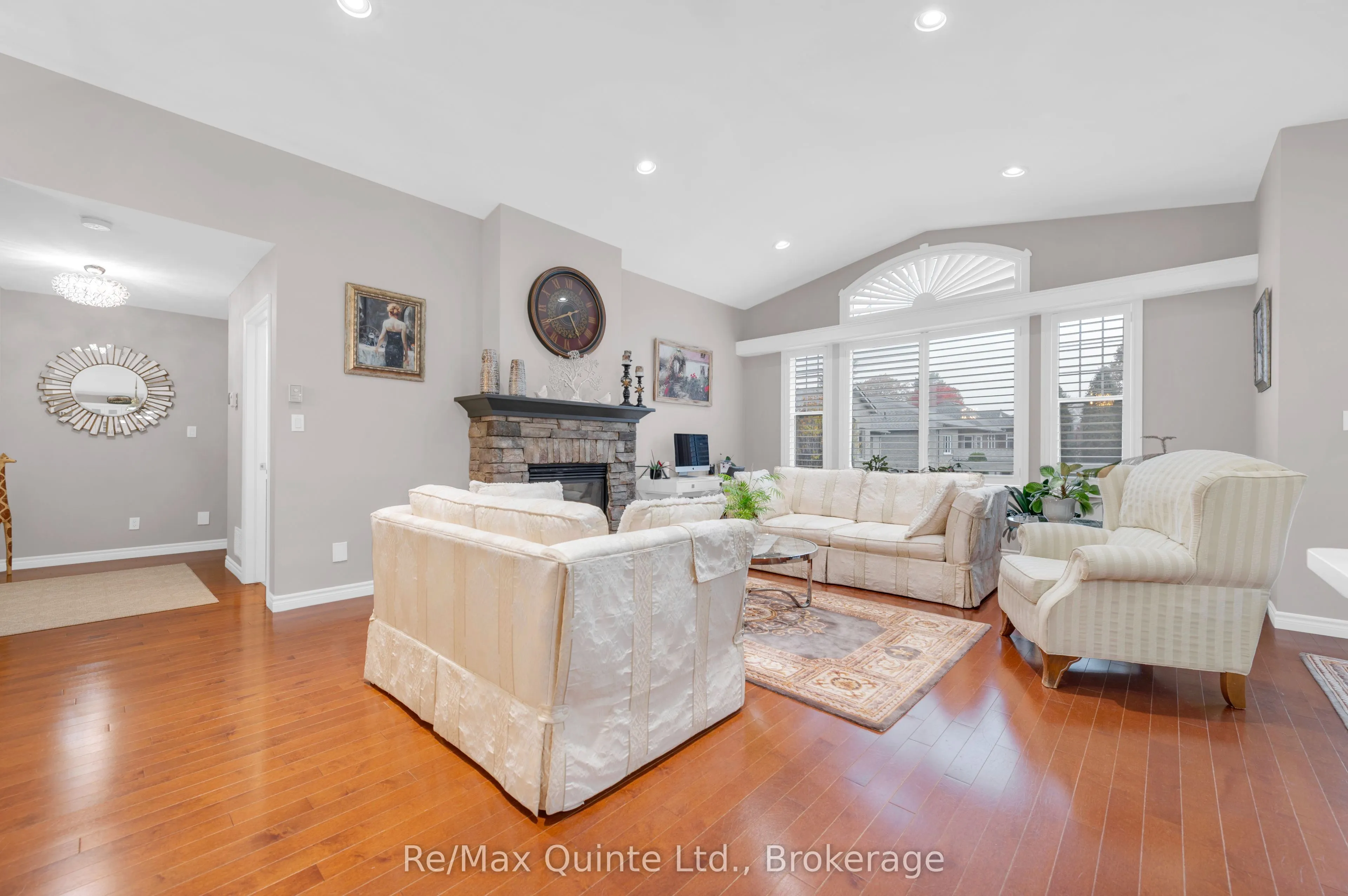 5 Hickory Court