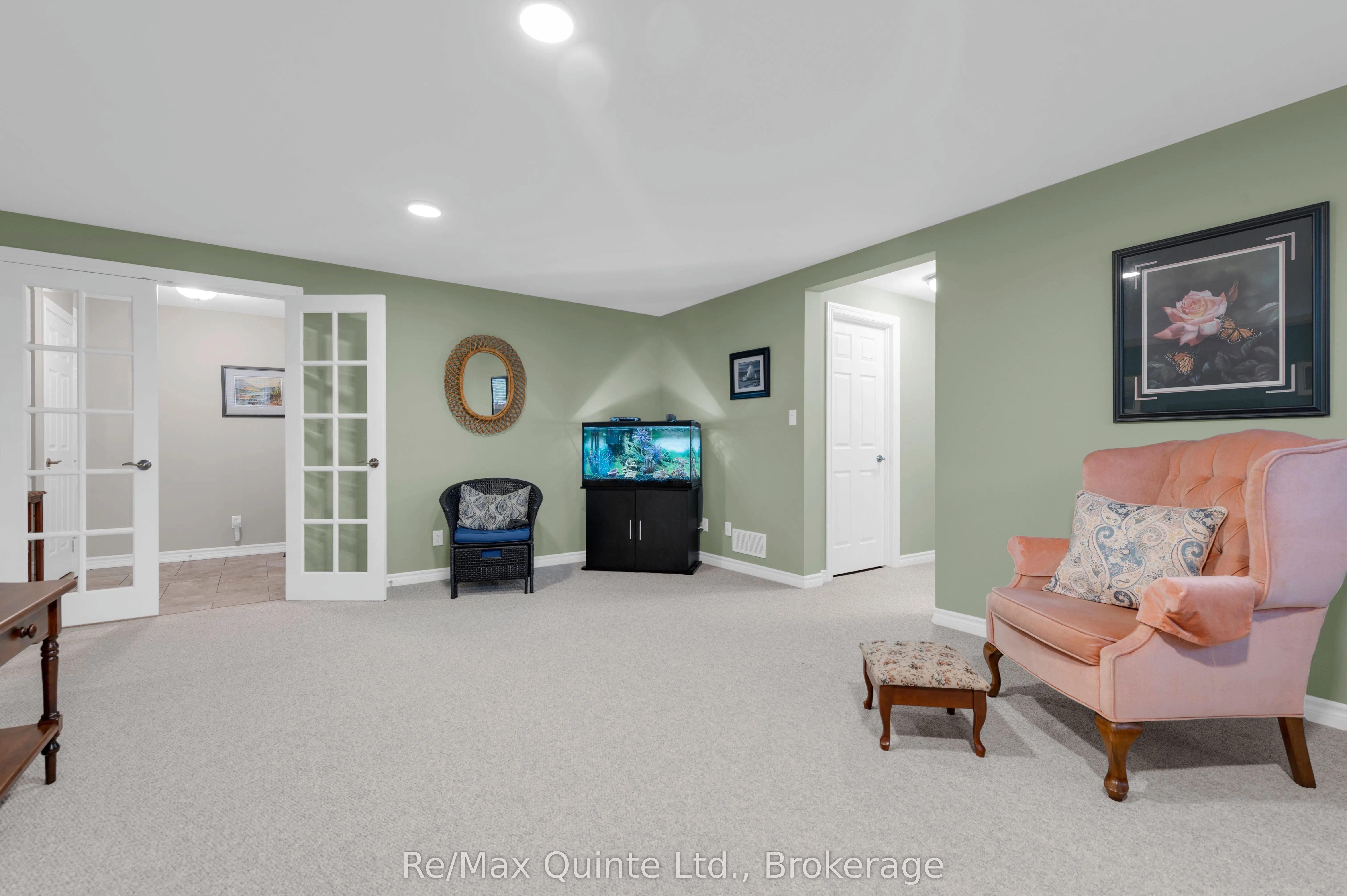 5 Hickory Court