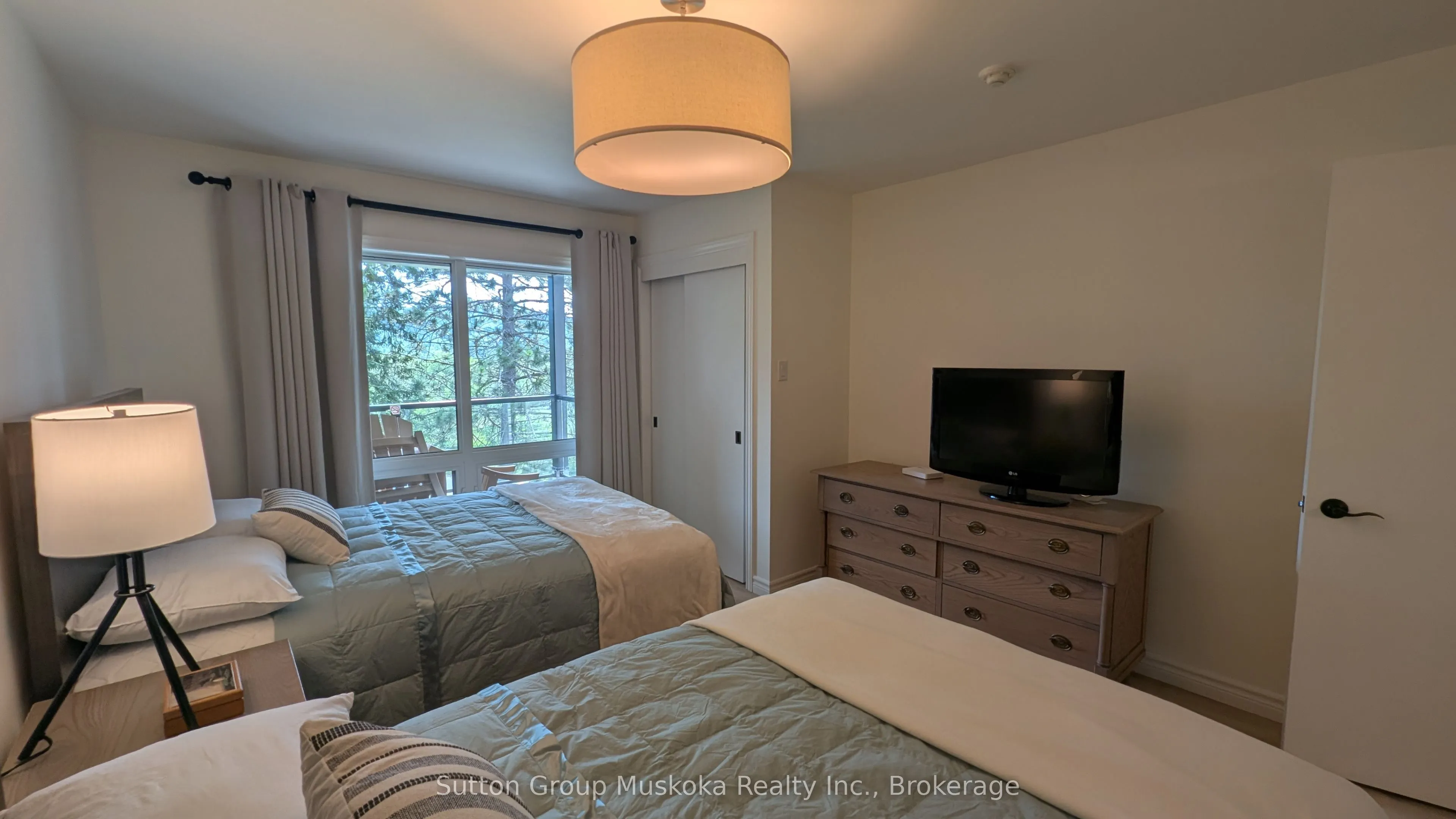 52-205 Deerhurst Drive #5