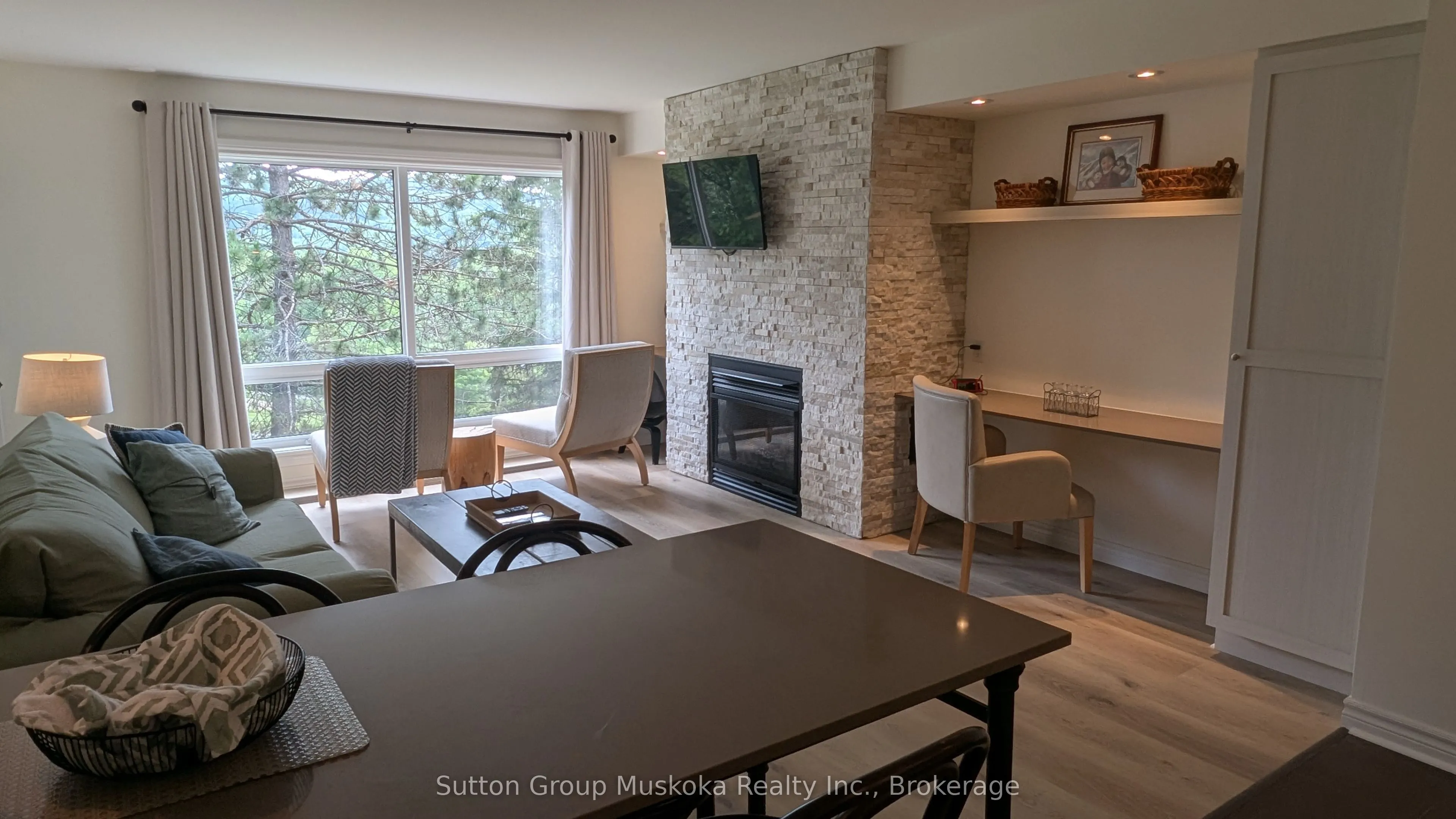 52-205 Deerhurst Drive #5