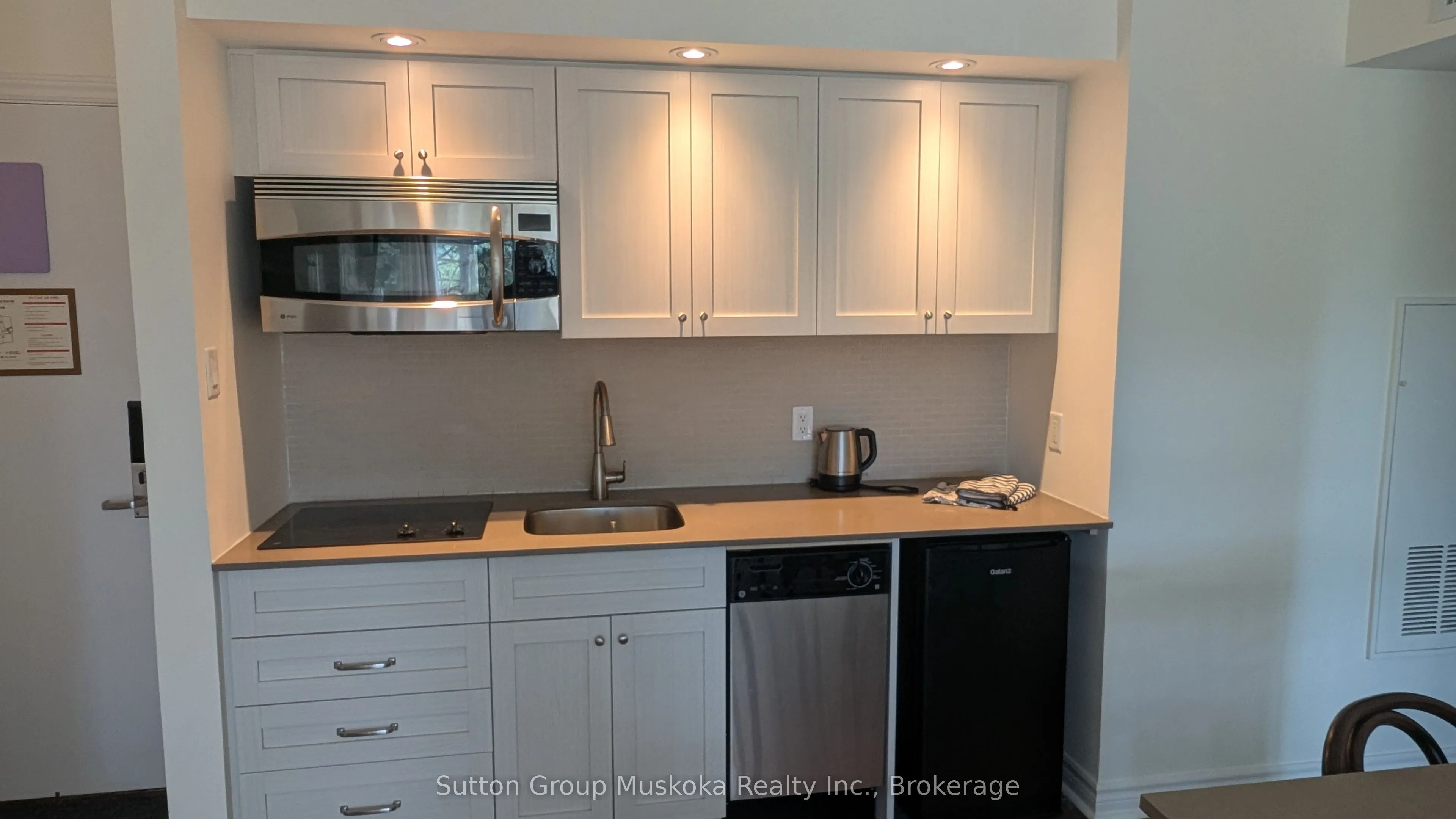 52-205 Deerhurst Drive #5