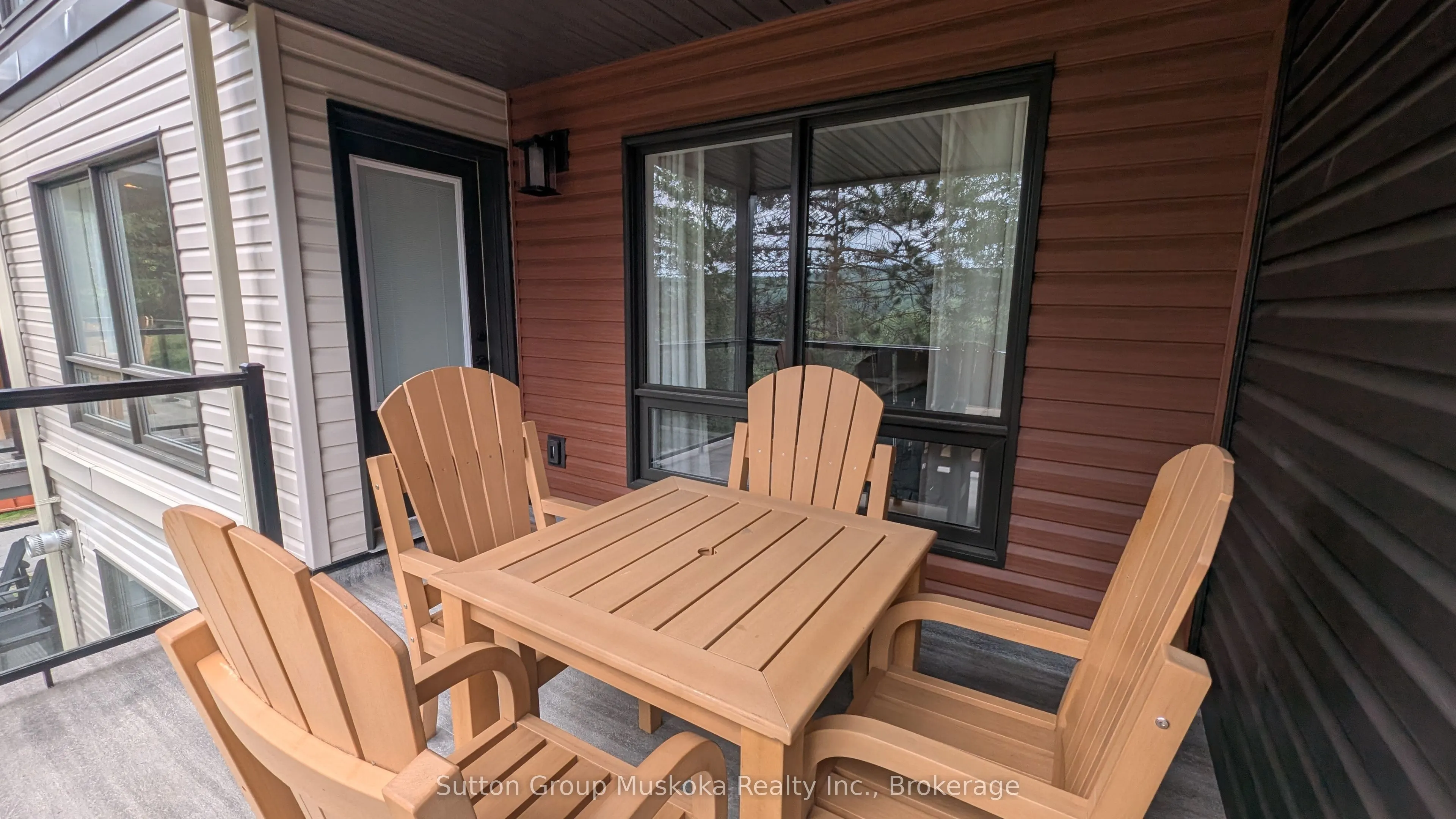 52-205 Deerhurst Drive #5