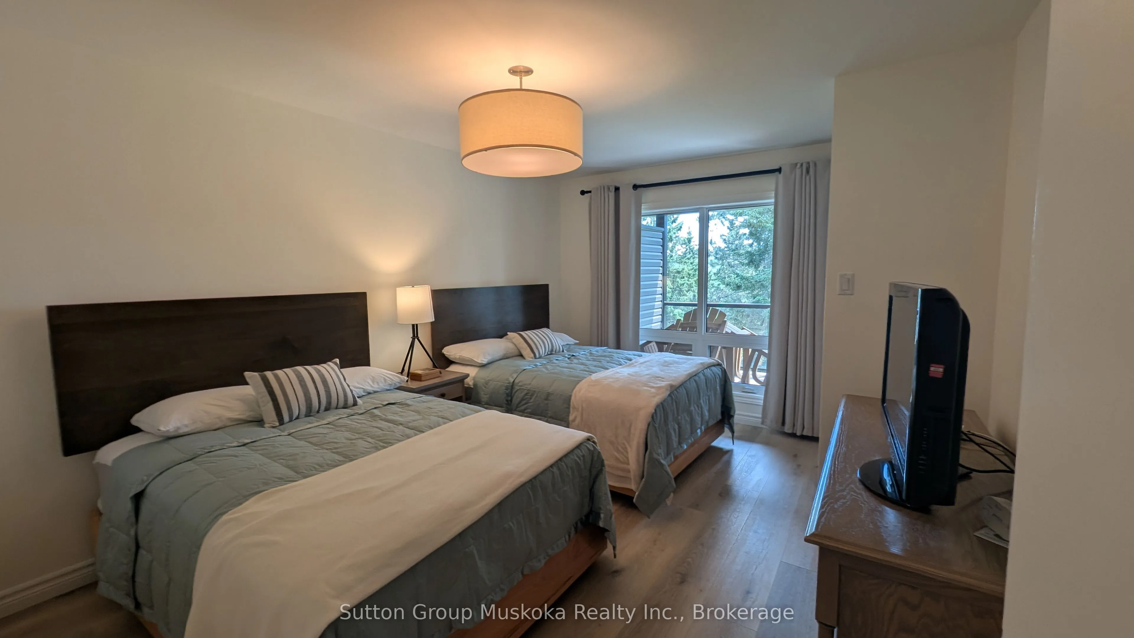 52-205 Deerhurst Drive #5