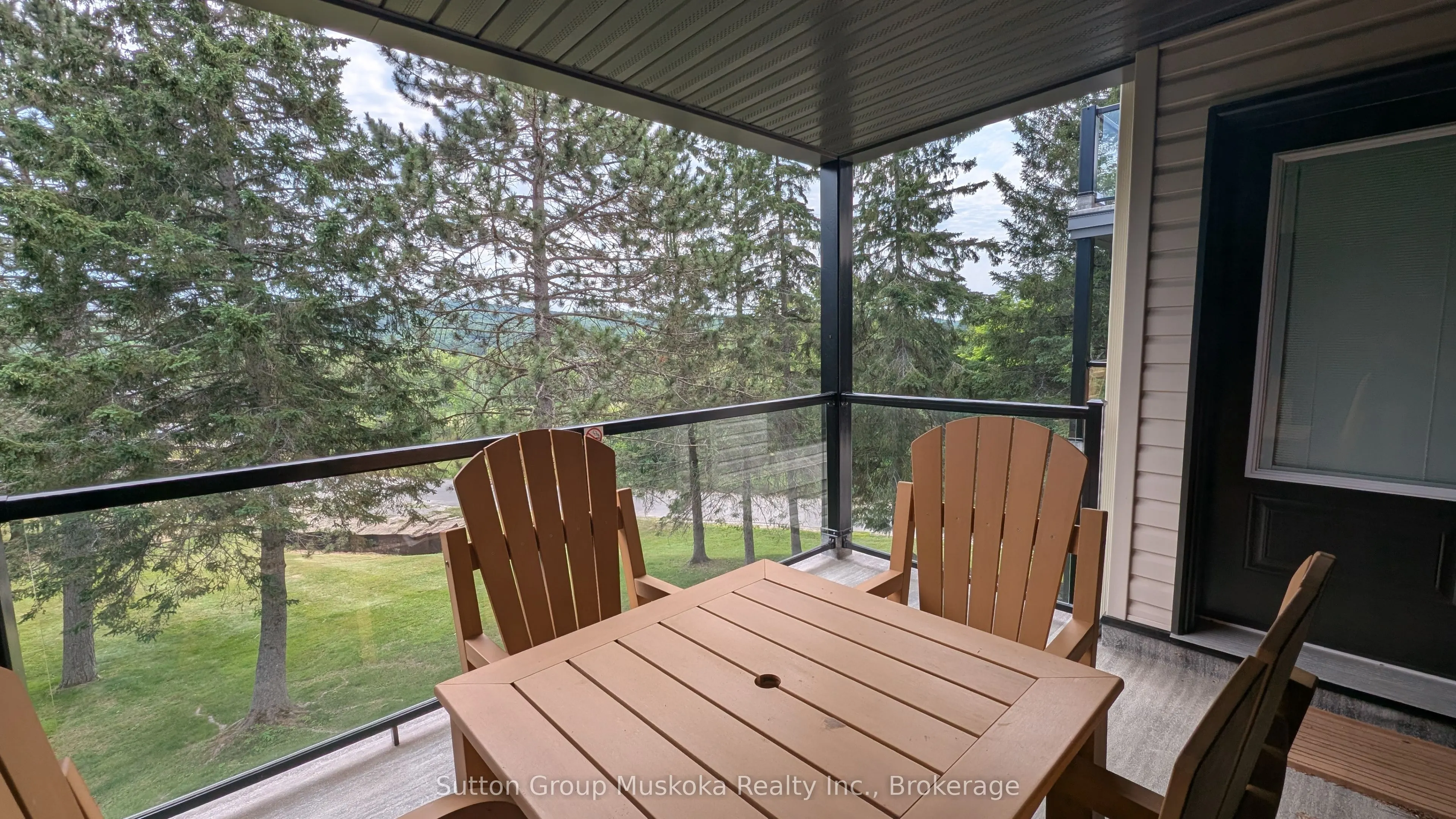 52-205 Deerhurst Drive #5