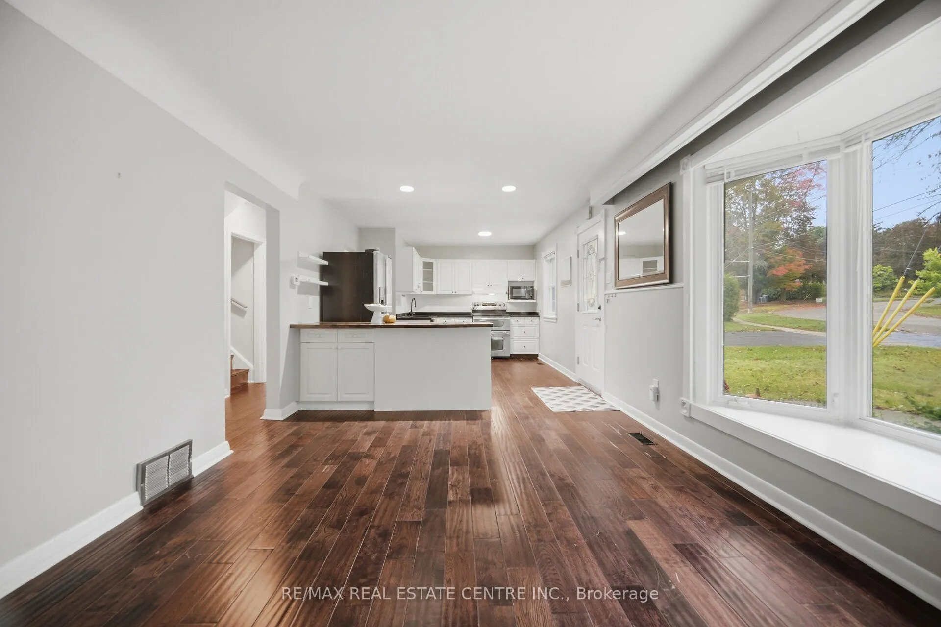 4 Lincoln Crescent