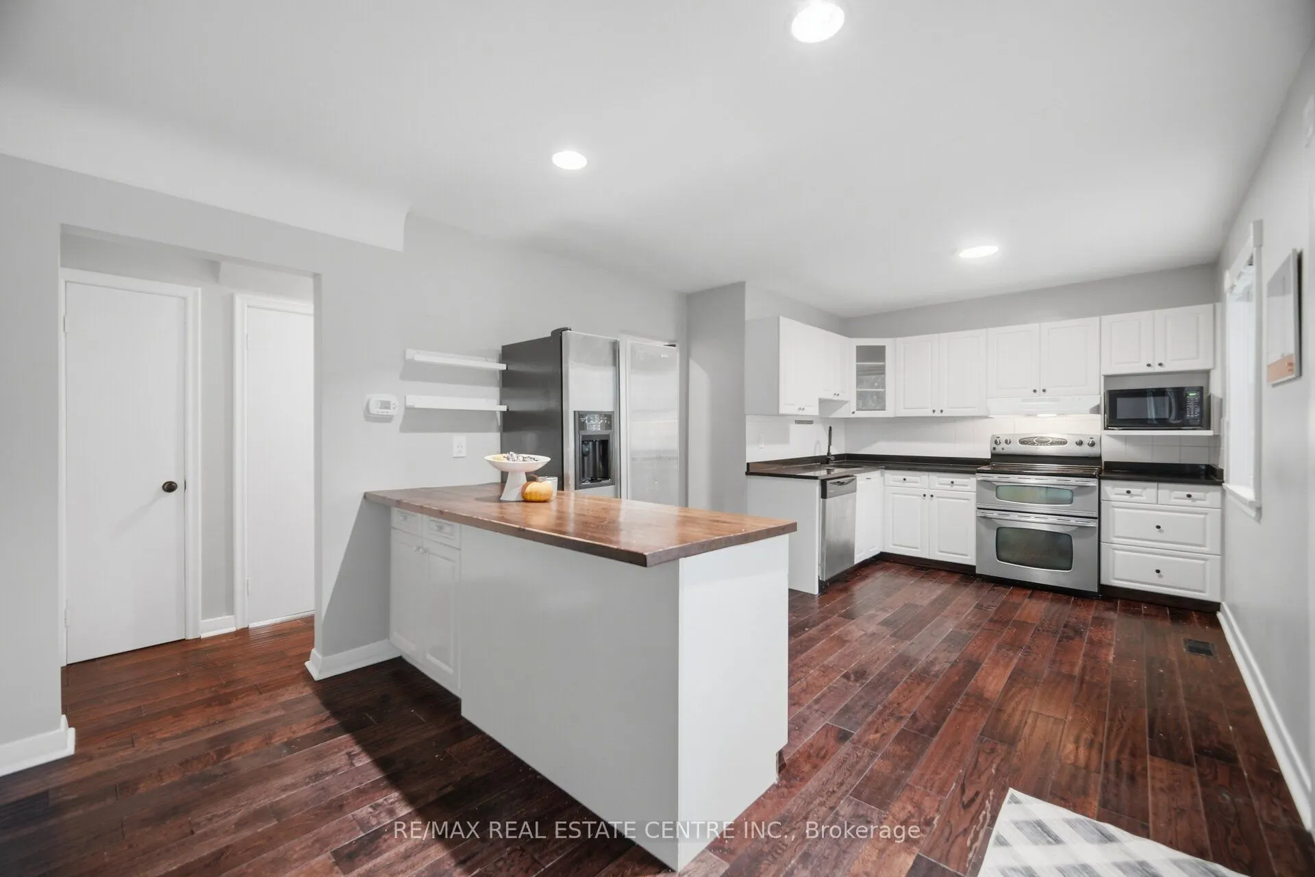 4 Lincoln Crescent