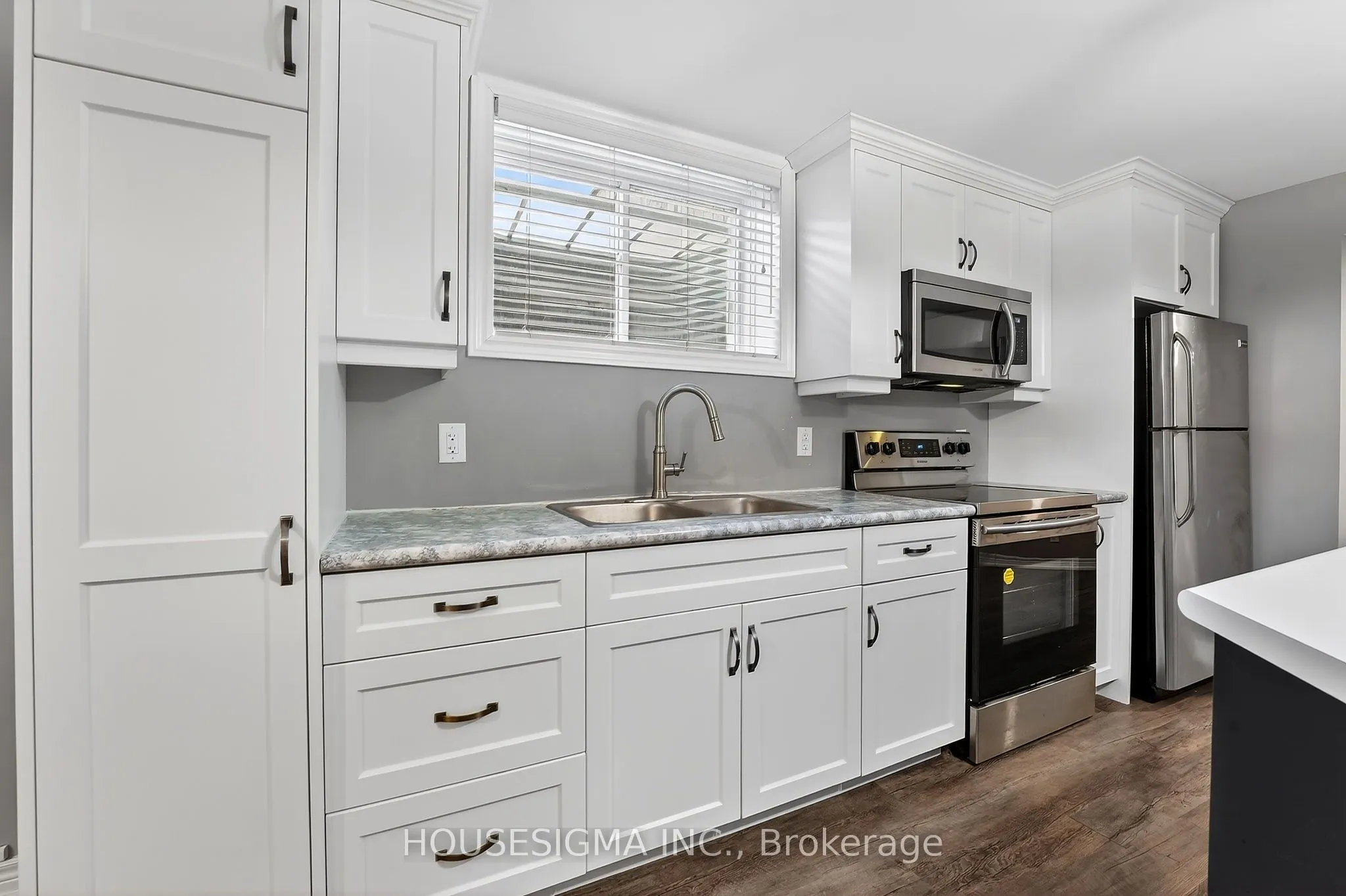 14 Lamb (Lower Level) Crescent