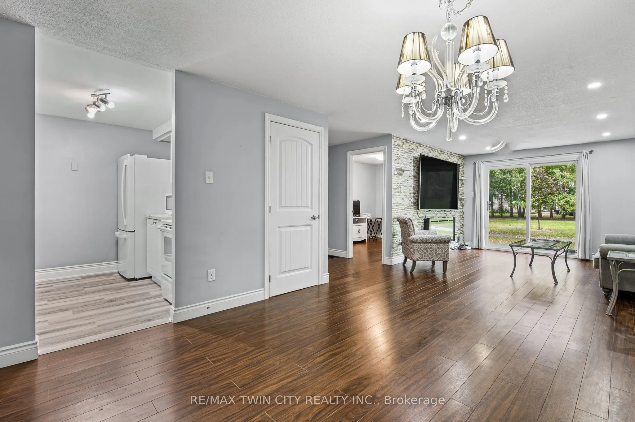 65 Glamis Road #74