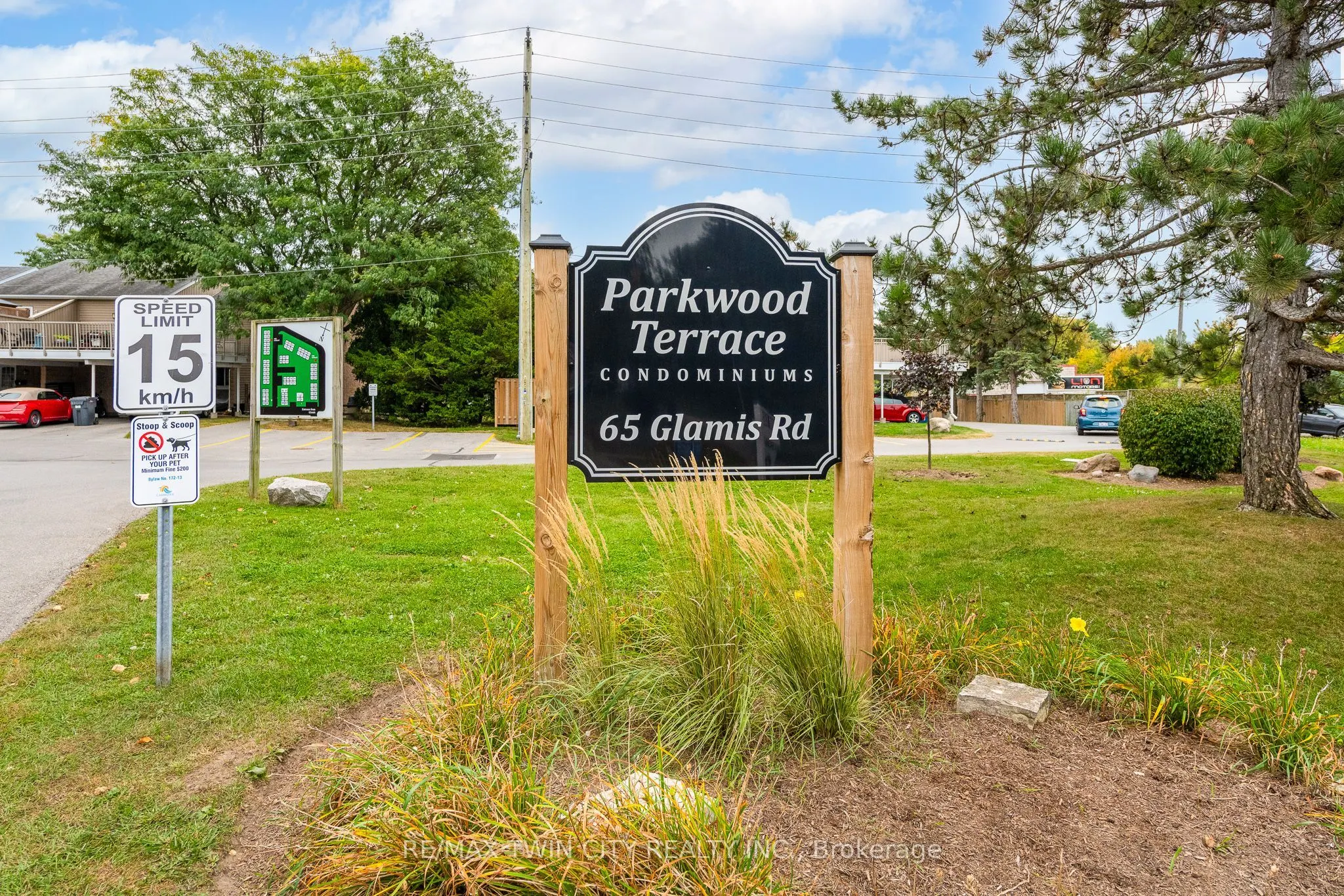 65 Glamis Road #74