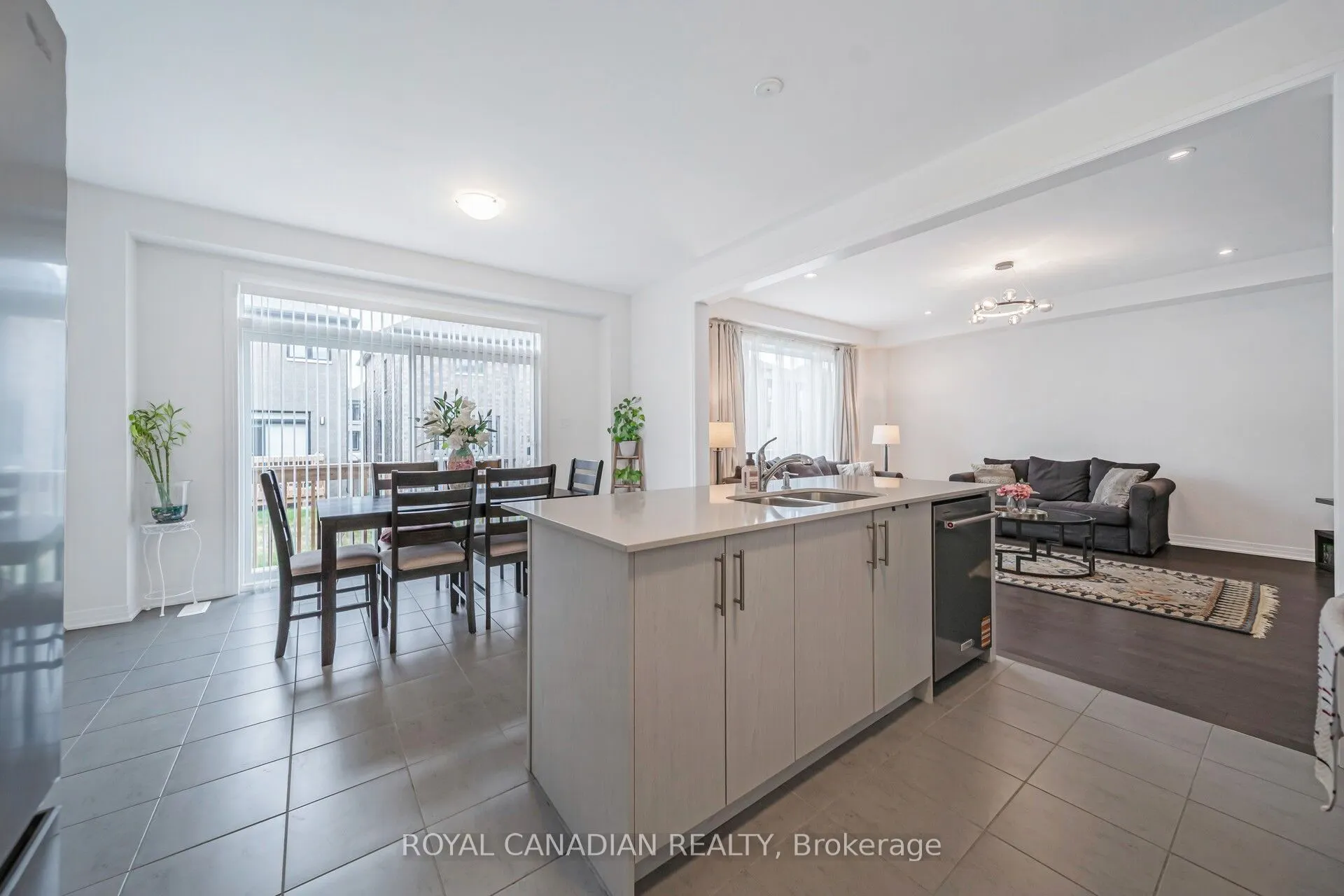 87 Soules Square