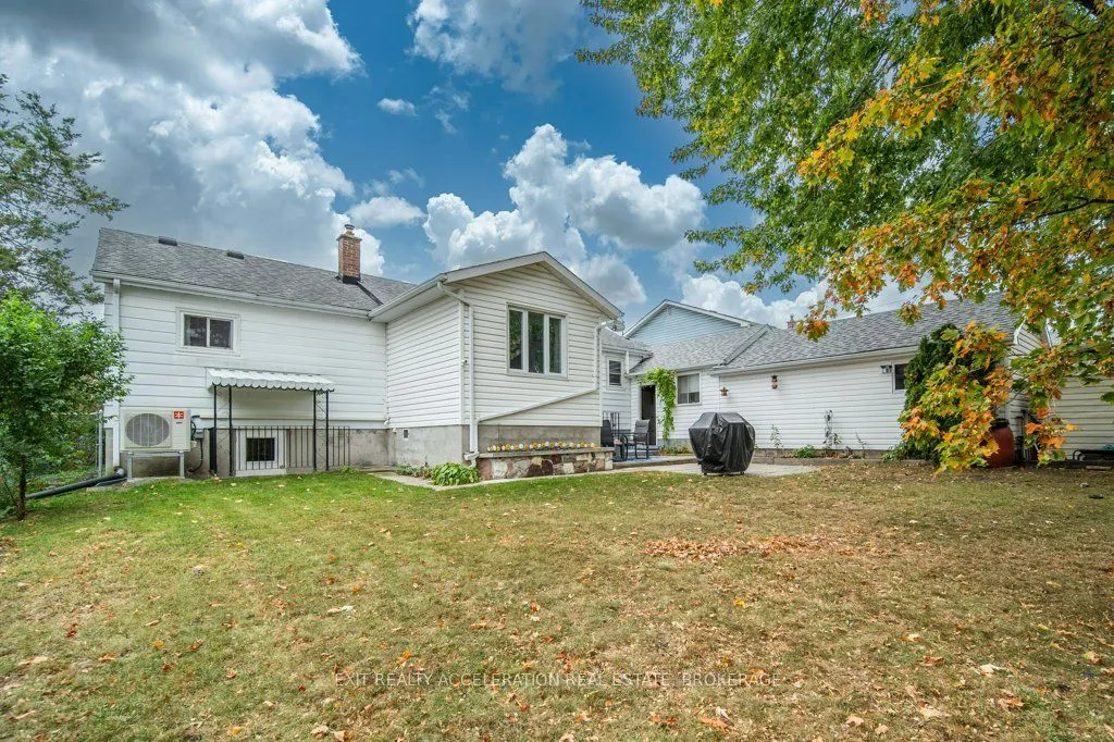 66 North Park Gardens