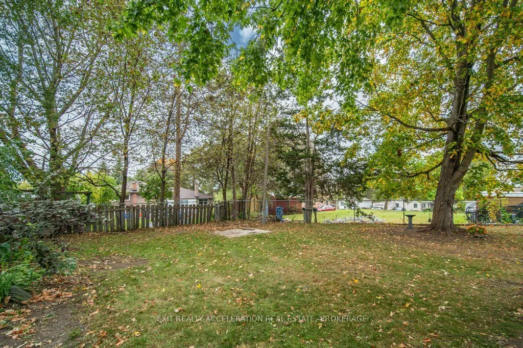 66 North Park Gardens