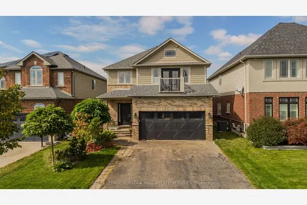 32 Great Oak Trail