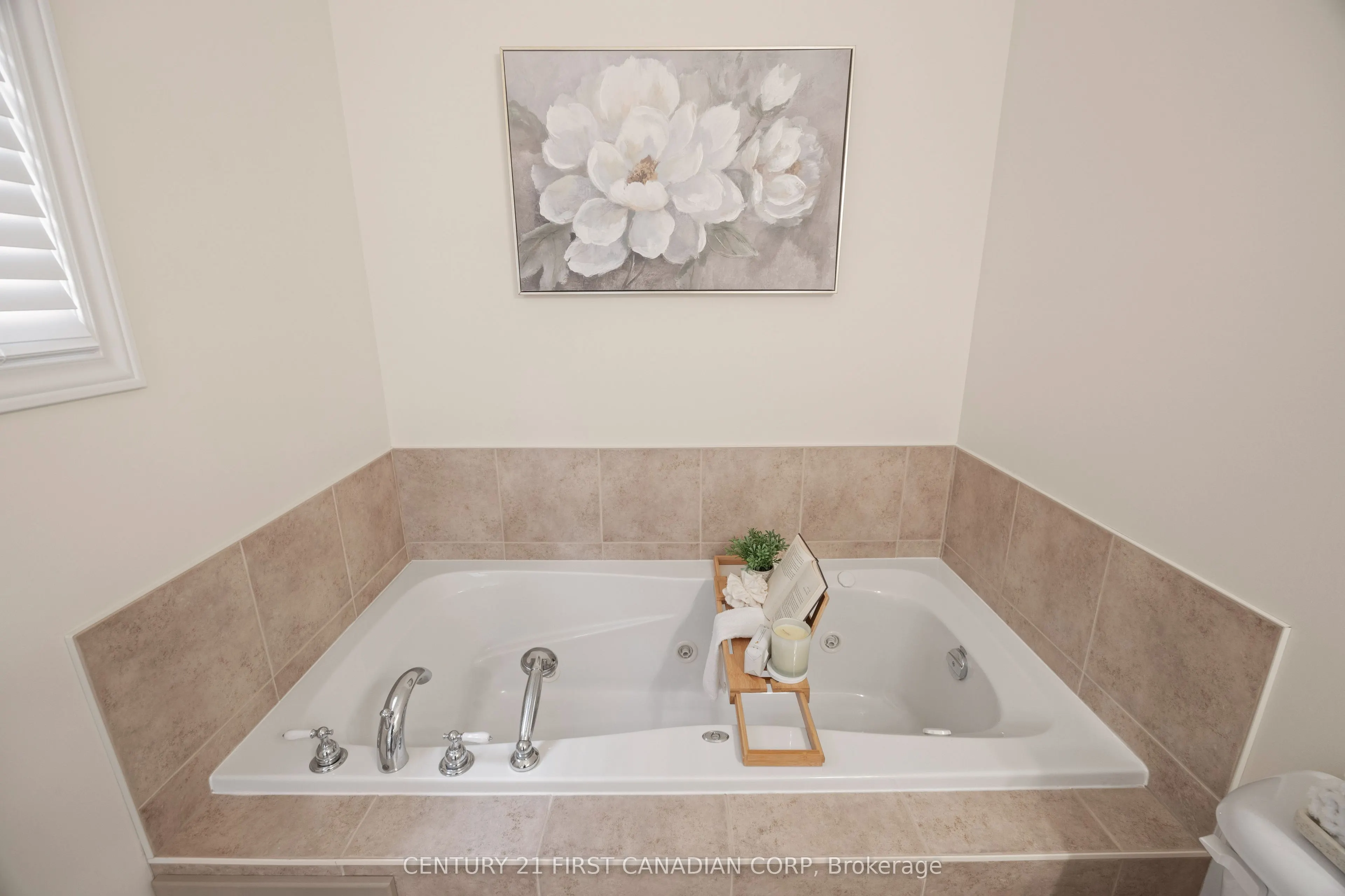 1777 Ennismore Crescent