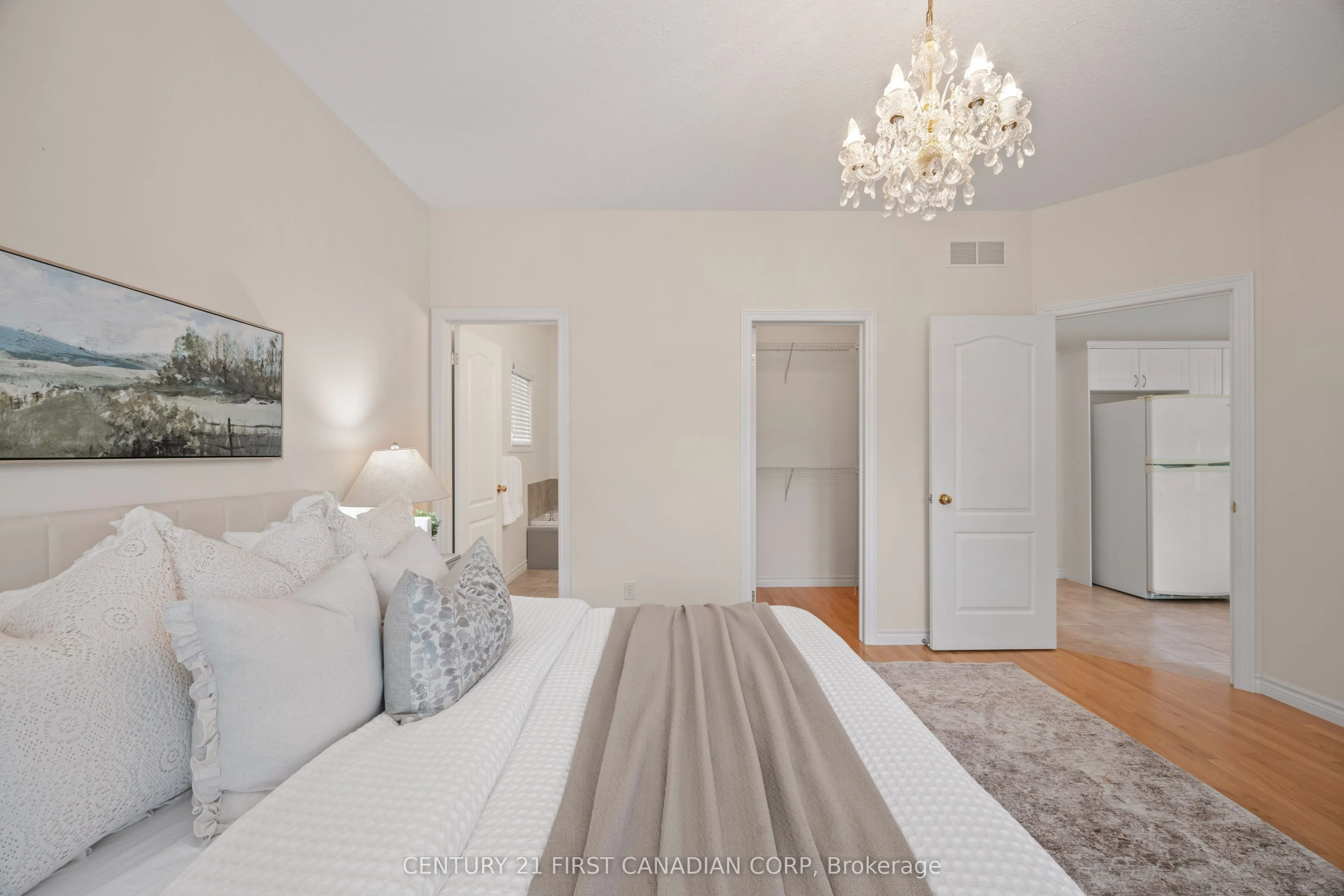 1777 Ennismore Crescent