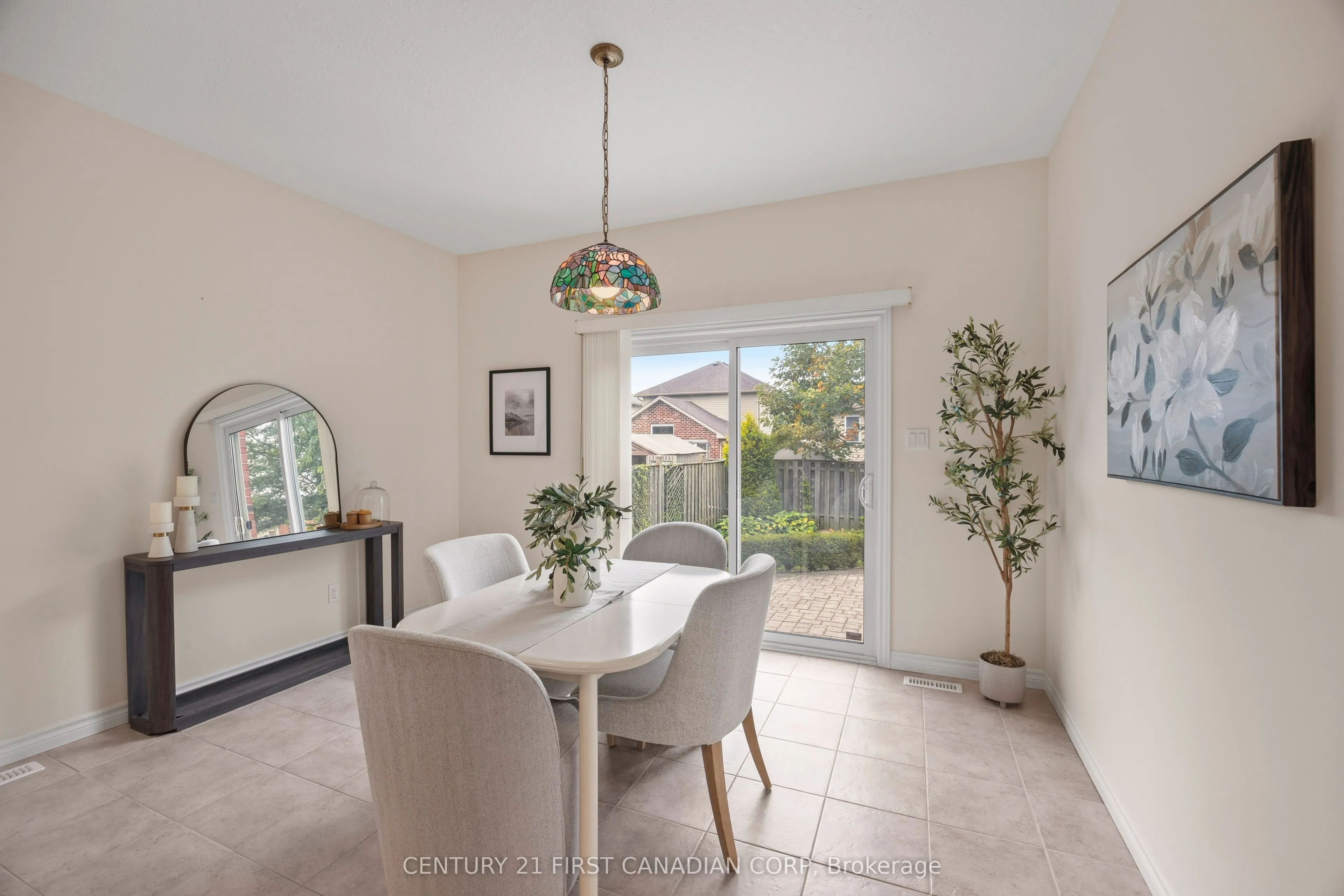 1777 Ennismore Crescent