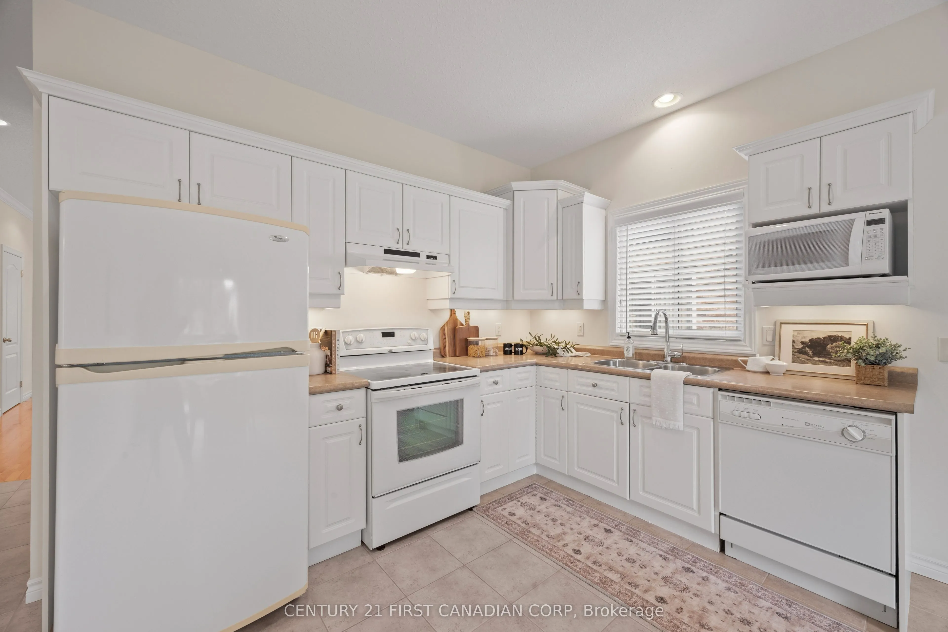 1777 Ennismore Crescent